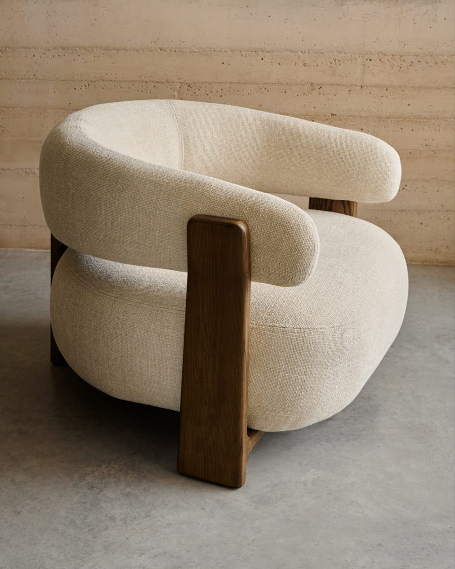 Granite beige chenille armchair with solid ash wood legs in a walnut finish FSC 100%