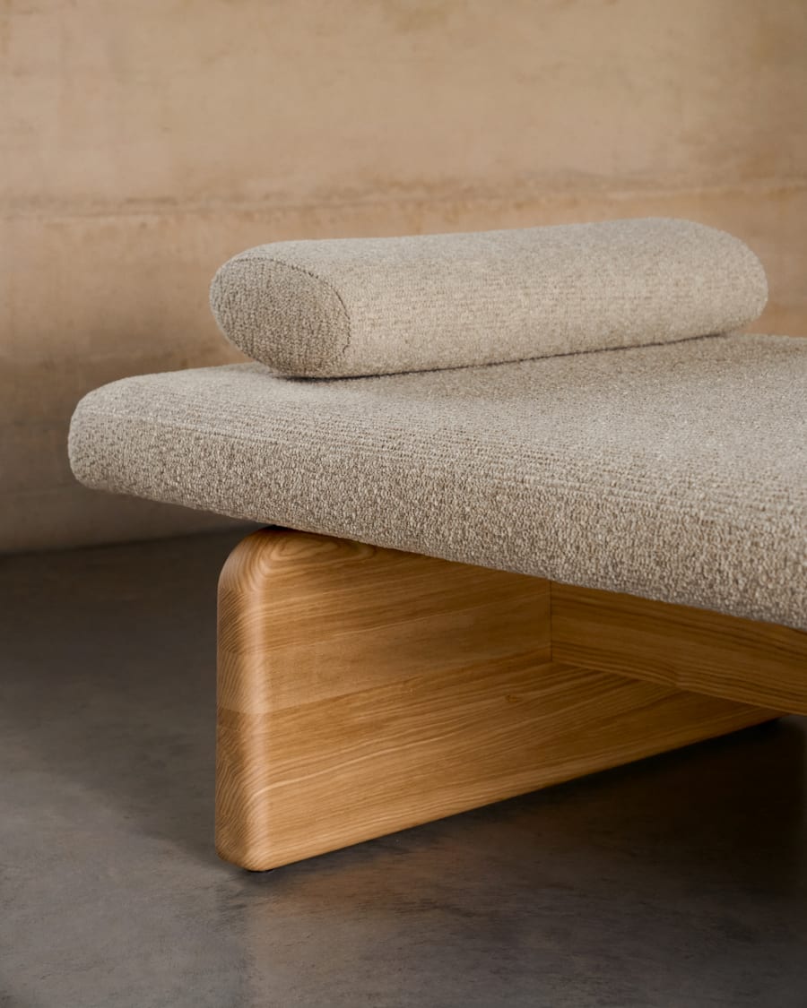 Topaz divan in beige chenille with solid ash wood in a natural finish, 200 cm FSC 100%