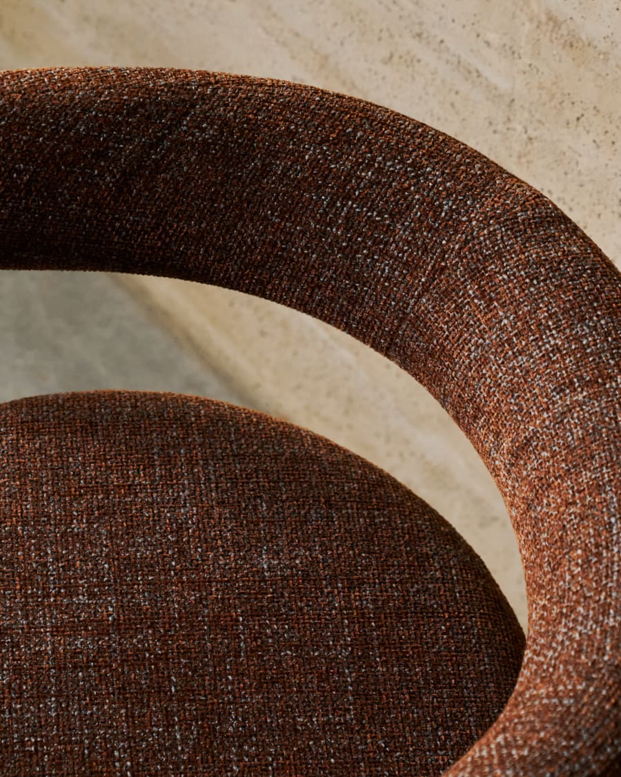Granite 3-legged chair in brown chenille and with solid ash wood in a walnut finish FSC 100%