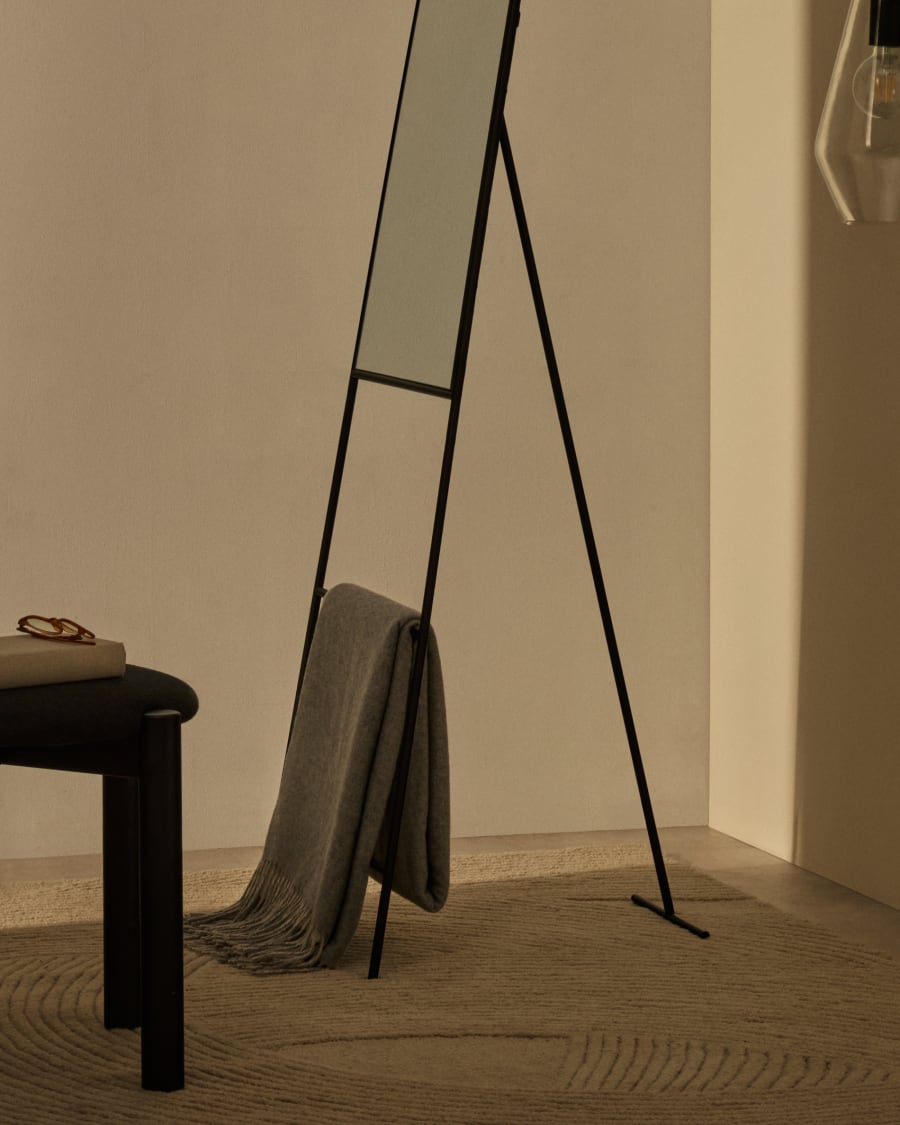Norland Ganzkörperspiegel aus schwarzem Metall 55 x 166 cm