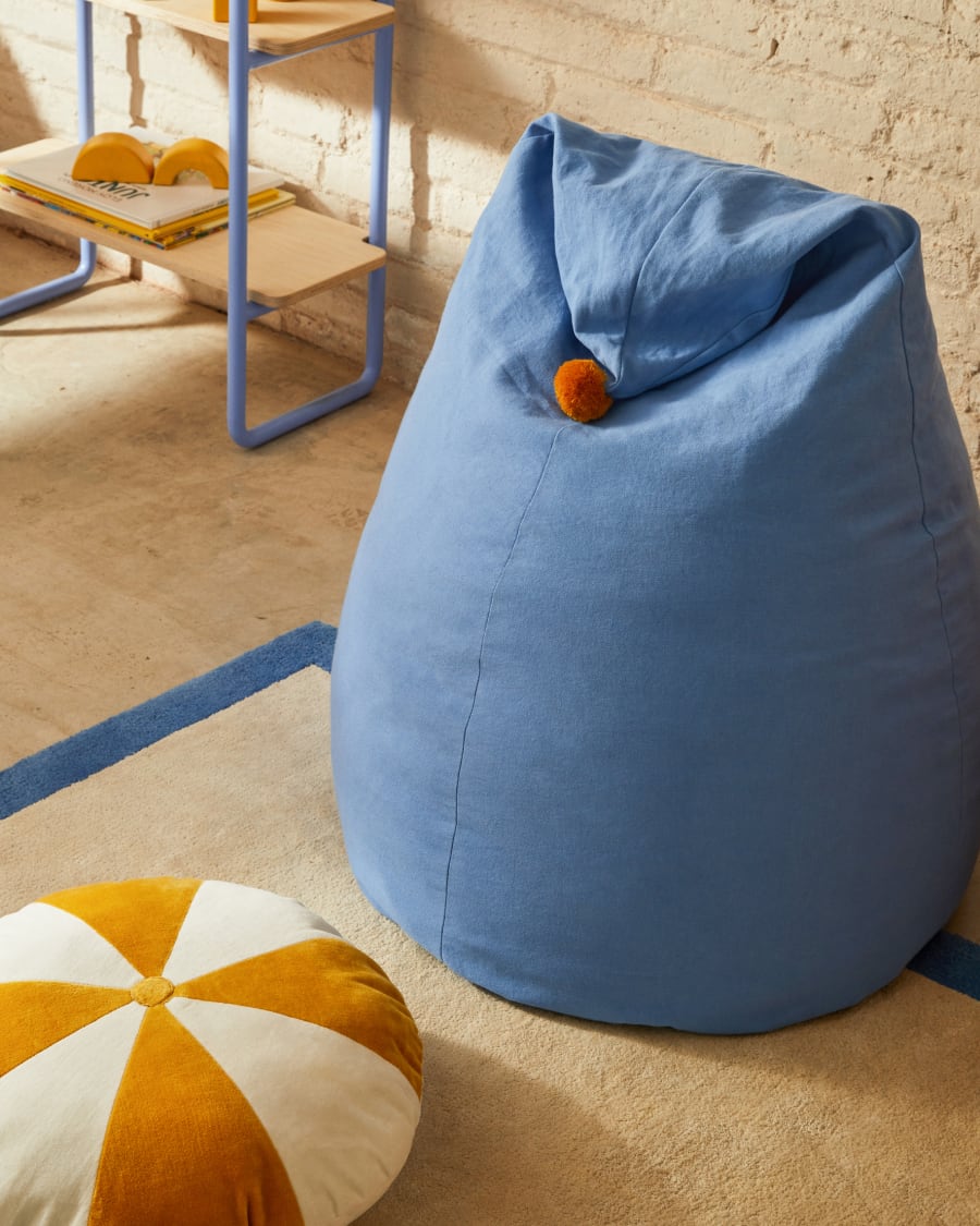 Sitzsack Olvi aus Baumwolle blau mit senffarbener Quaste Ø 60 cm