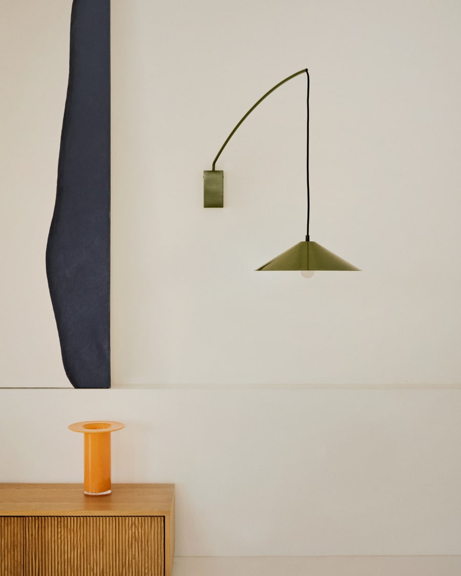 Wandleuchte Kally aus Metall mit grün lackiertem Finish