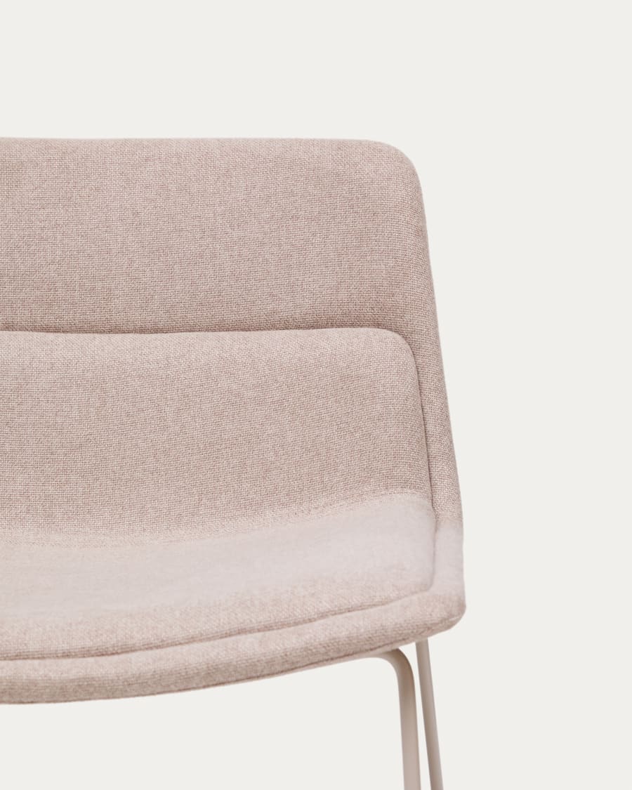 Zahara beige armchair and steel in a beige finish, 100% FSC