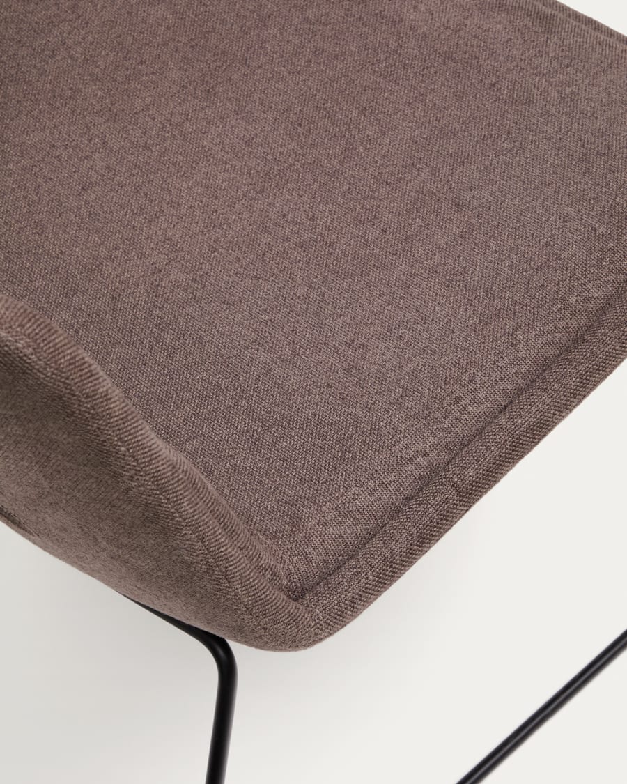 Zahara brown armchair and steel in a black finish, 100% FSC