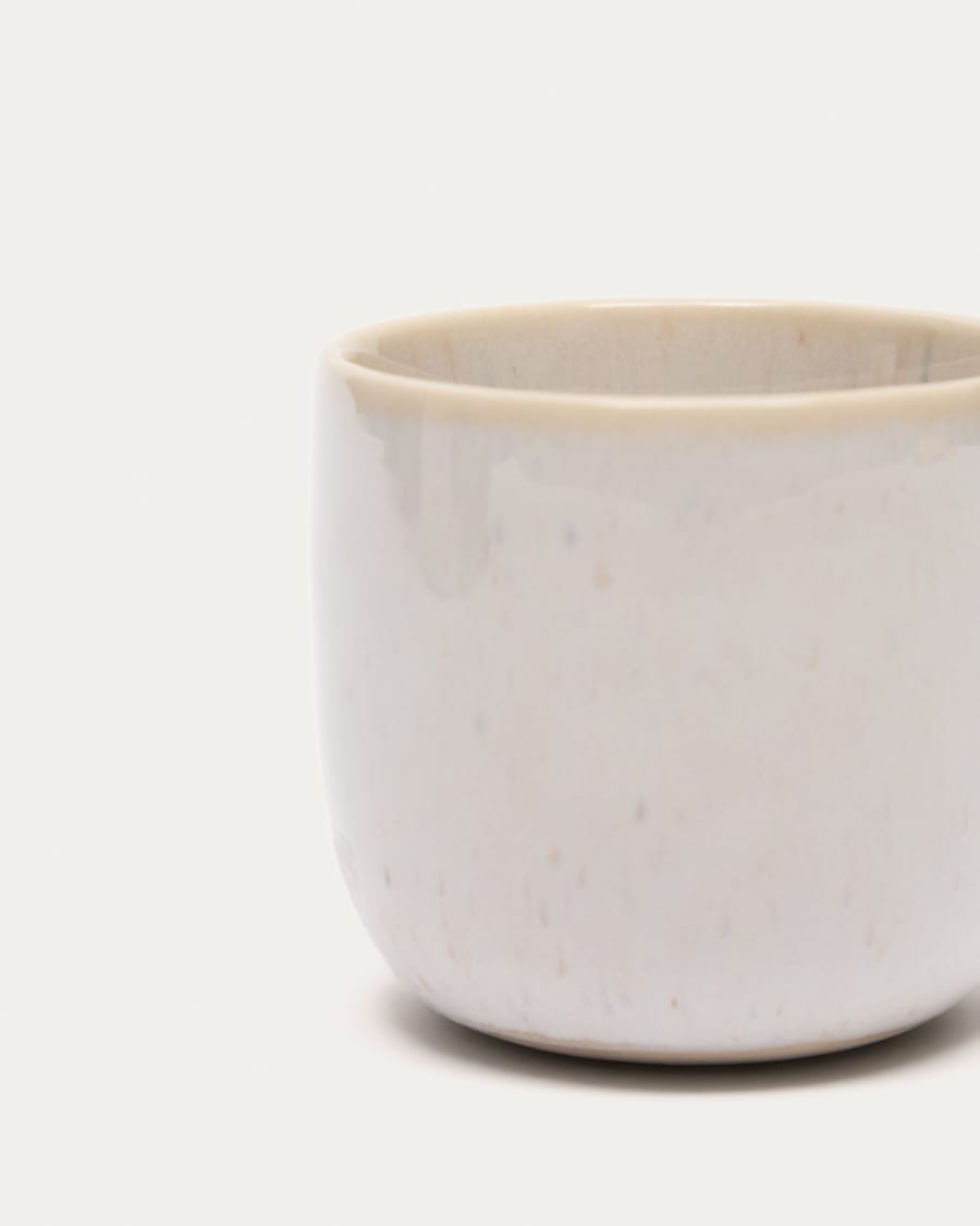 Low white ceramic Uilo cup