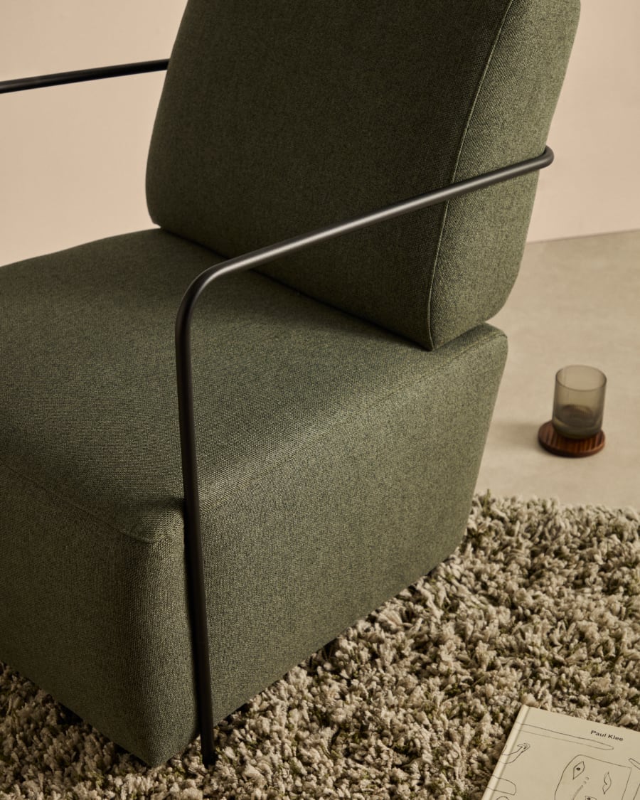 Gamer green armchair with metal in a black matte painted finish