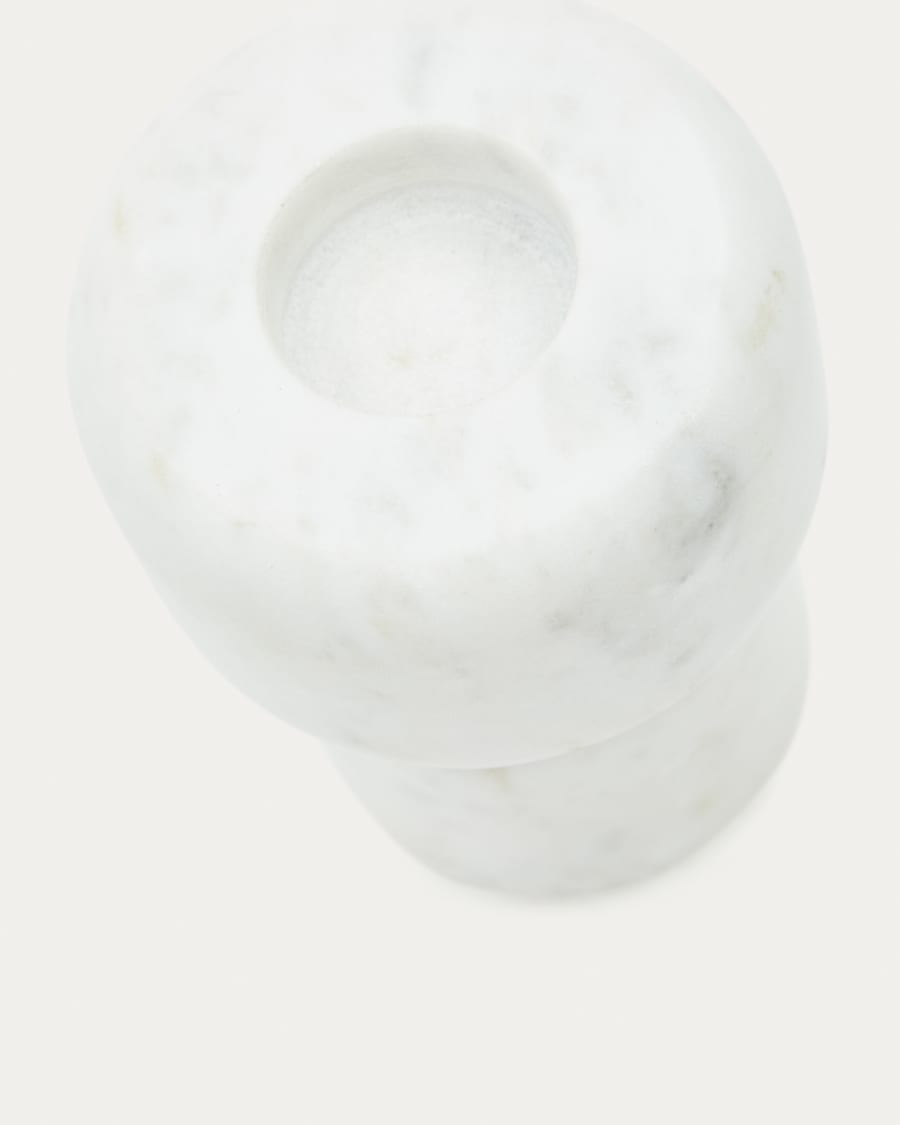 Kleiner Kerzenhalter Signe aus weißem Marmor 8 cm