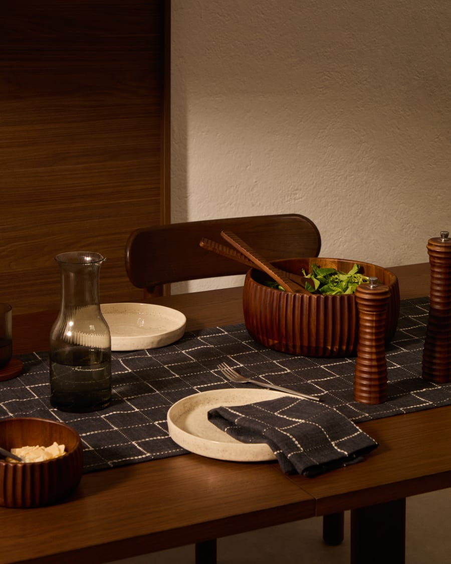 Rommu large bowl made of acacia wood FSC 100%