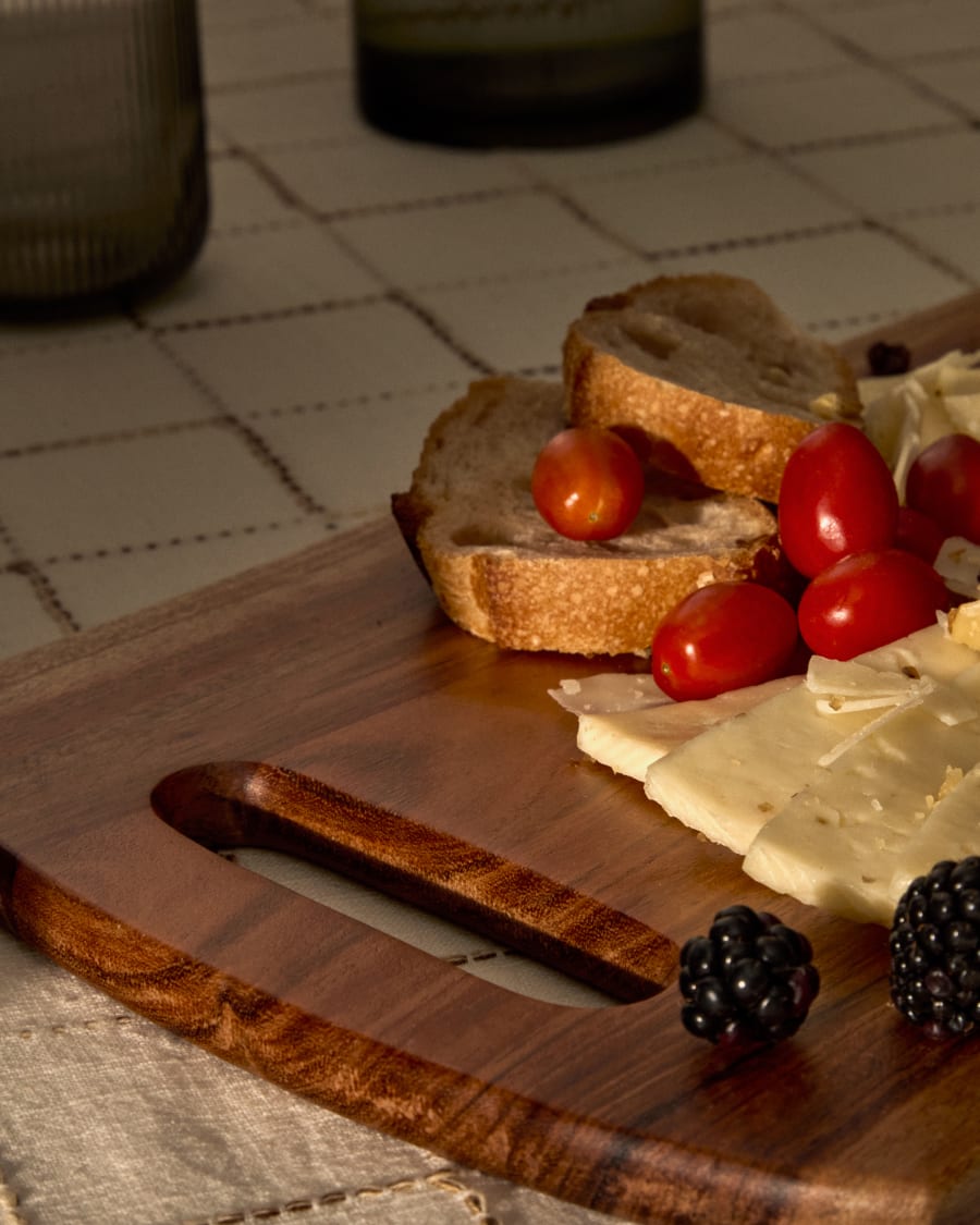 Zeun small serving board made of acacia wood FSC 100%