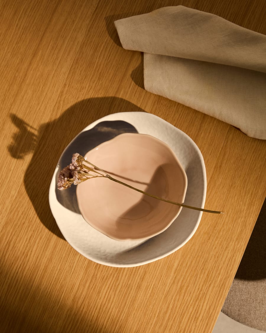 White ceramic Tiraya dessert plate