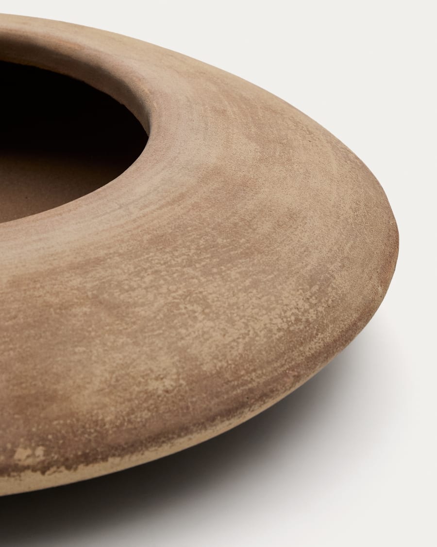Rivor terracotta planter with natural finish Ø 50cm