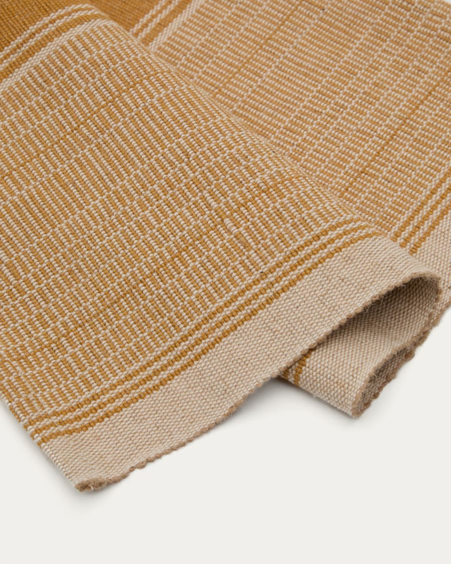 Zeyra set of 2 mustard jute placemats 50 x 35cm