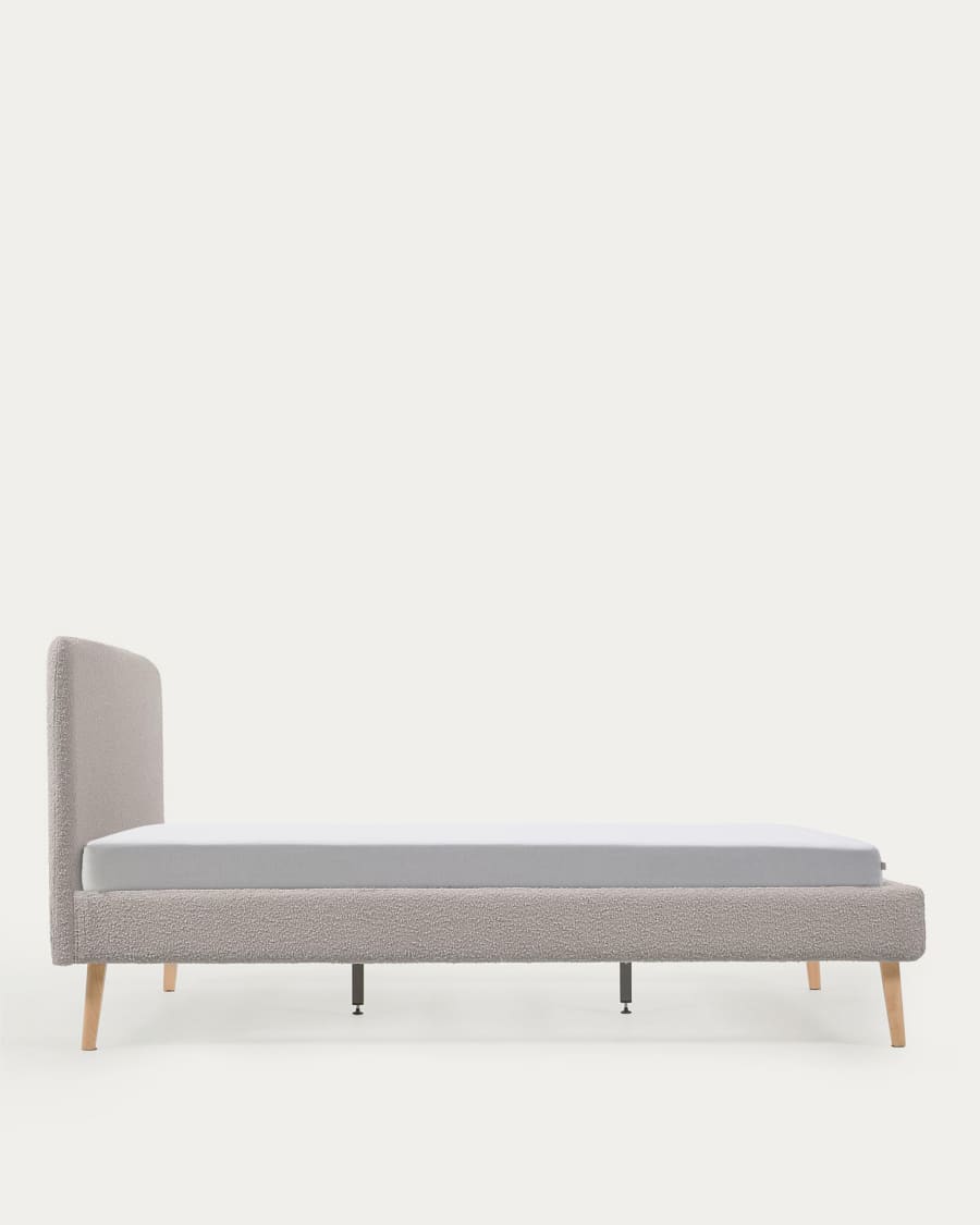 Dyla bed in light grey bouclé, with solid beech wood legs for a 160 x 200 cm mattress