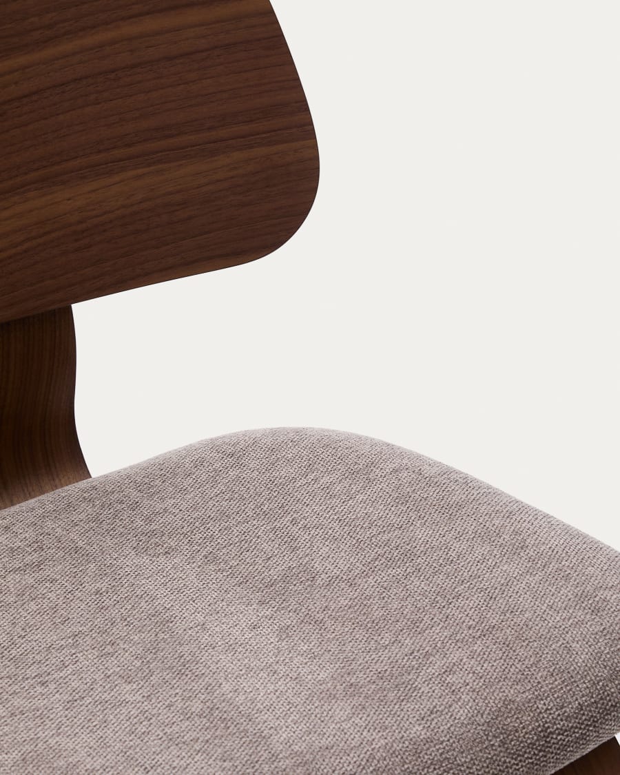Gena chair in beige chenille with walnut veneer and rubberwood frame
