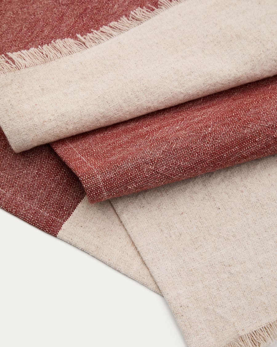 Vireta set of 2 maroon and beige cotton and jute placemats with fringing 35 x 50cm