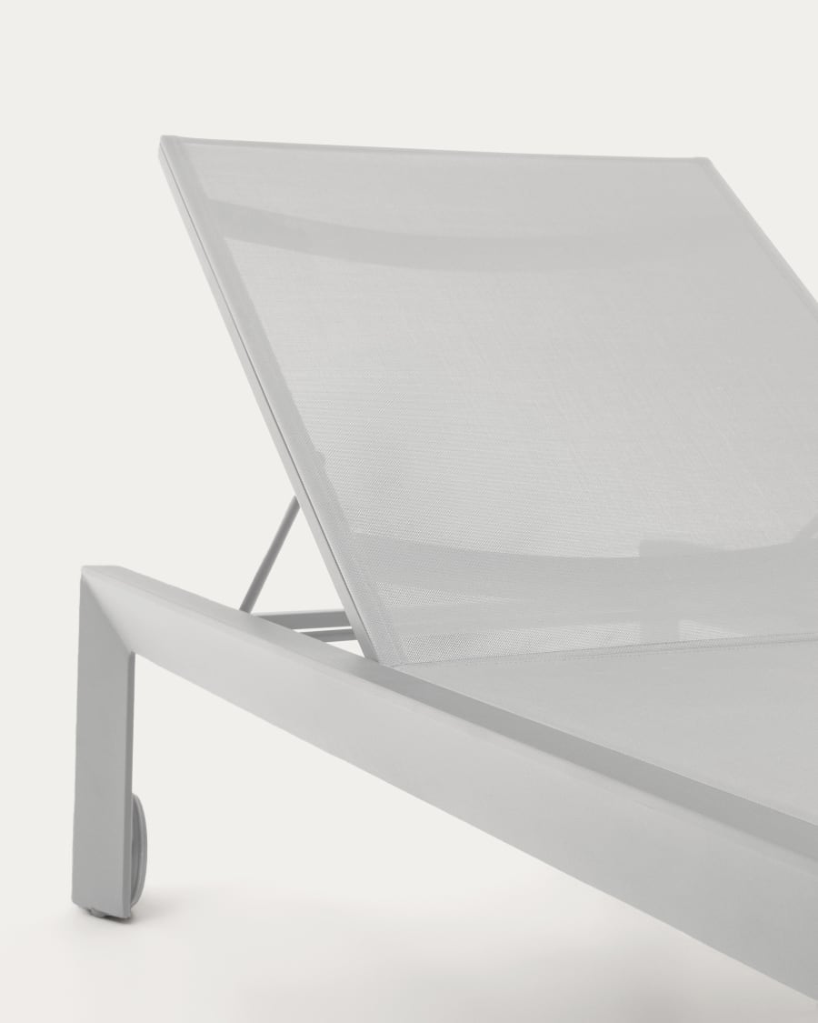 Canutells aluminum sun lounger with grey finish