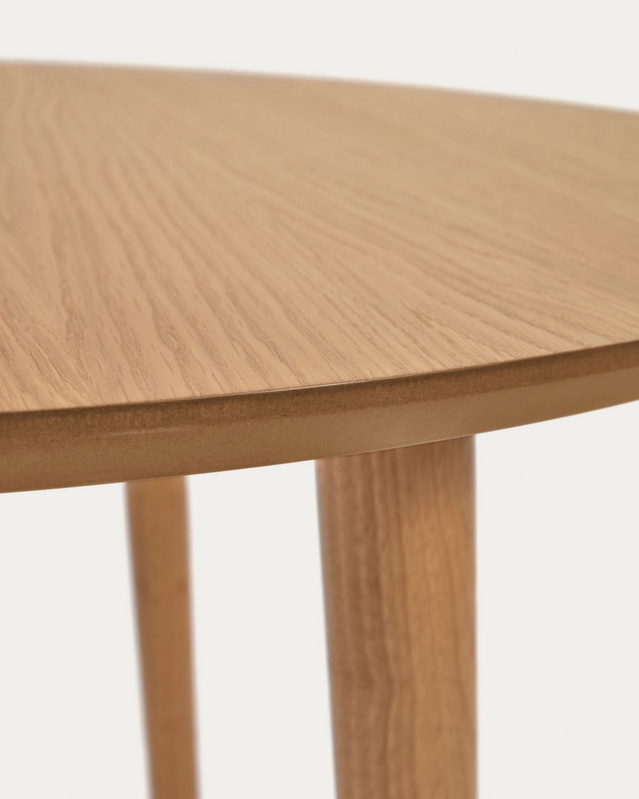 Oqui extendable round table in MDF oak veneer and solid wood legs, 90 (170) x 90 cm