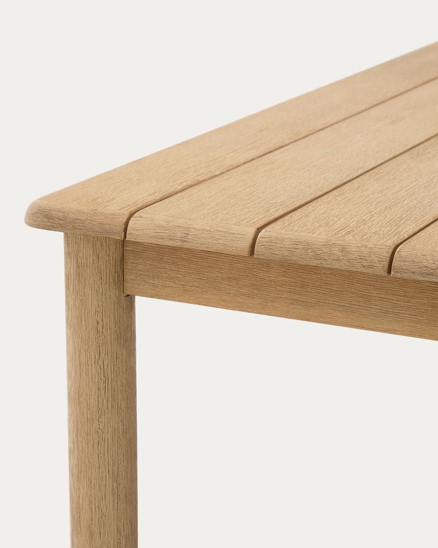 Sori table in FSC 100% solid acacia wood 135 x 135cm