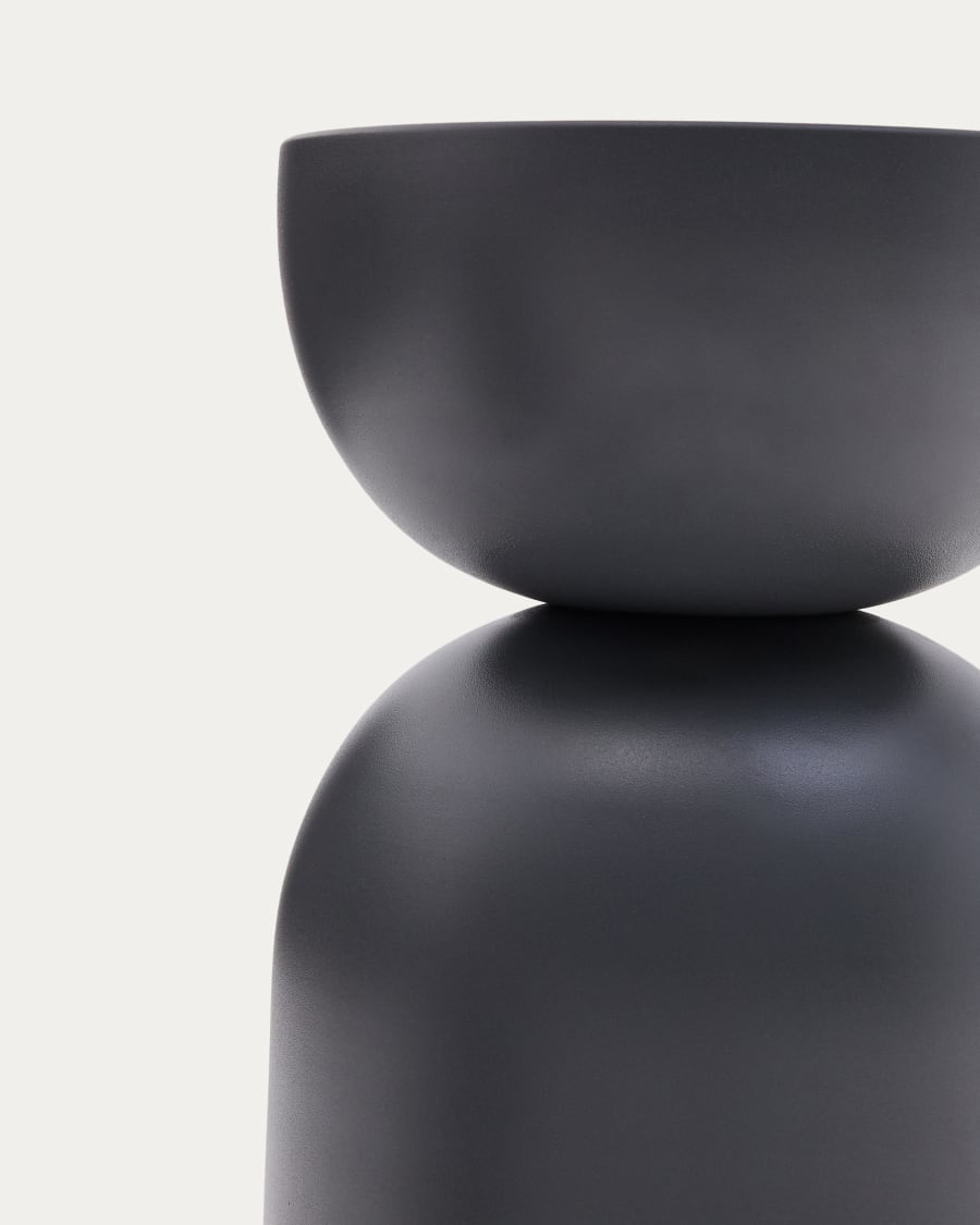 Side table Rachell made of metal with a grey painted finish Ø30 cm