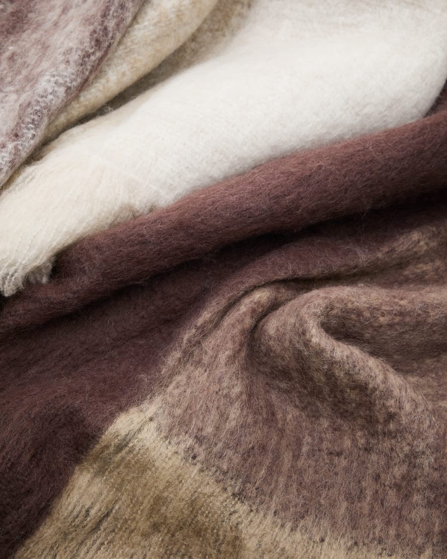 Suley blanket in a brown, checked wool blend, 130 x 170 cm