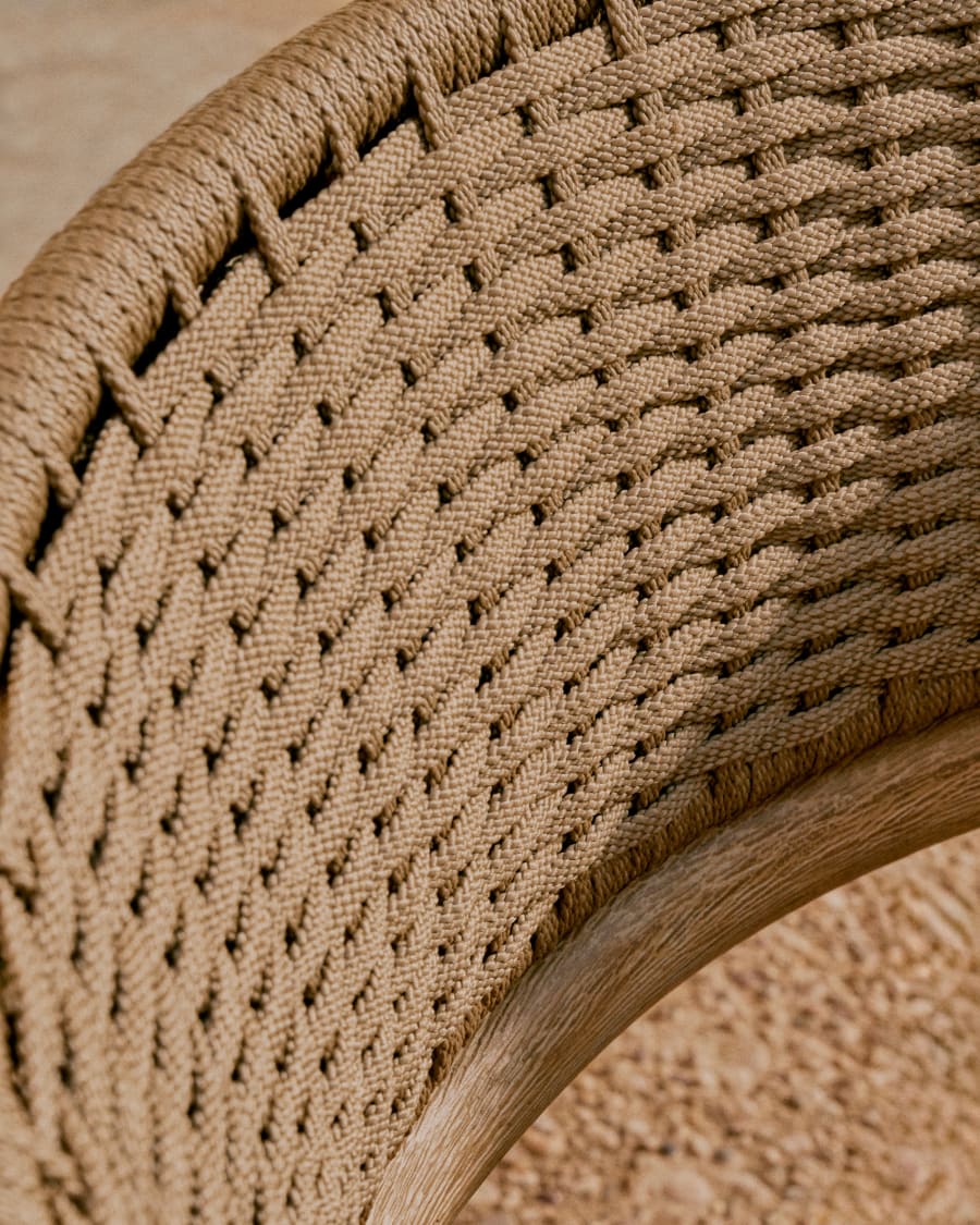 Arinella armchair in FSC 100% solid acacia wood with natural finish and beige rope cord