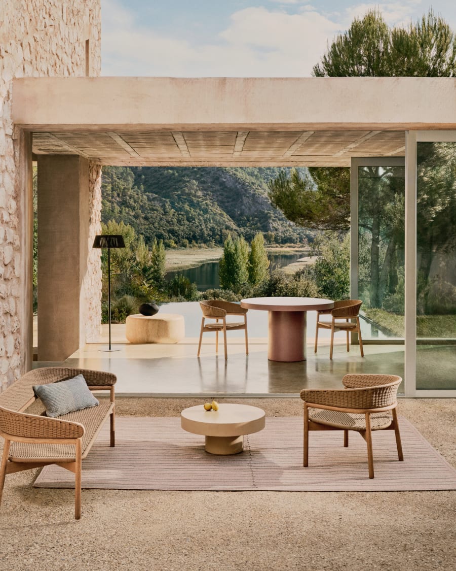 Arinella chair in FSC 100% solid acacia wood with natural finish and beige rope cord