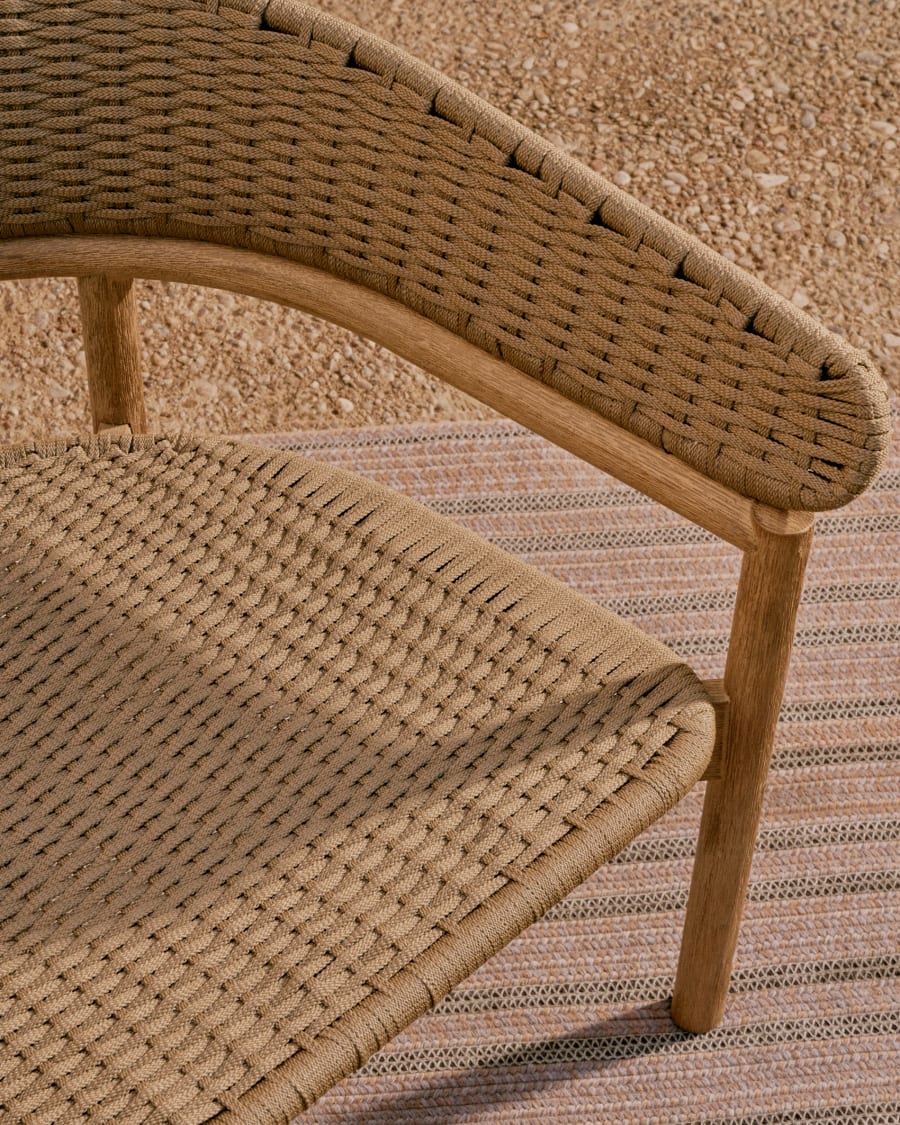 Arinella armchair in FSC 100% solid acacia wood with natural finish and beige rope cord