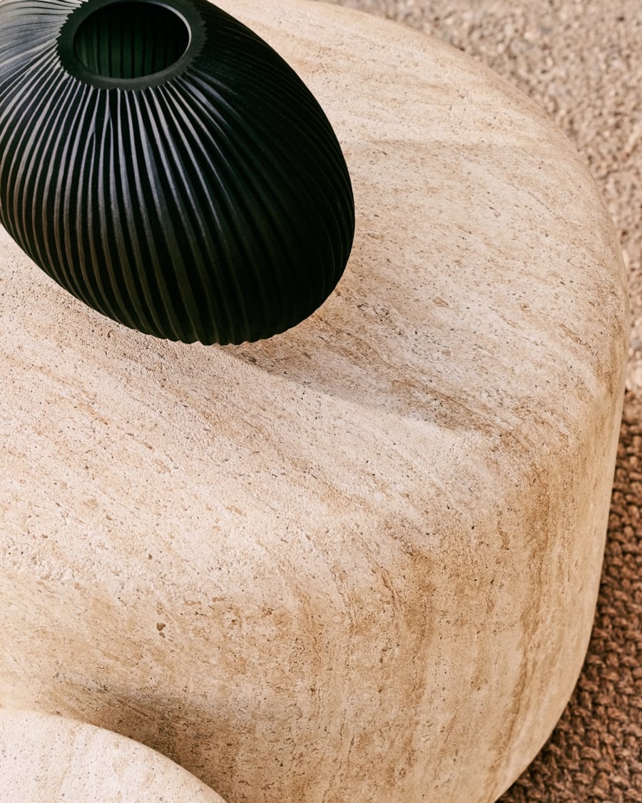 Drasi cement side table with travertine-effect finish Ø60cm