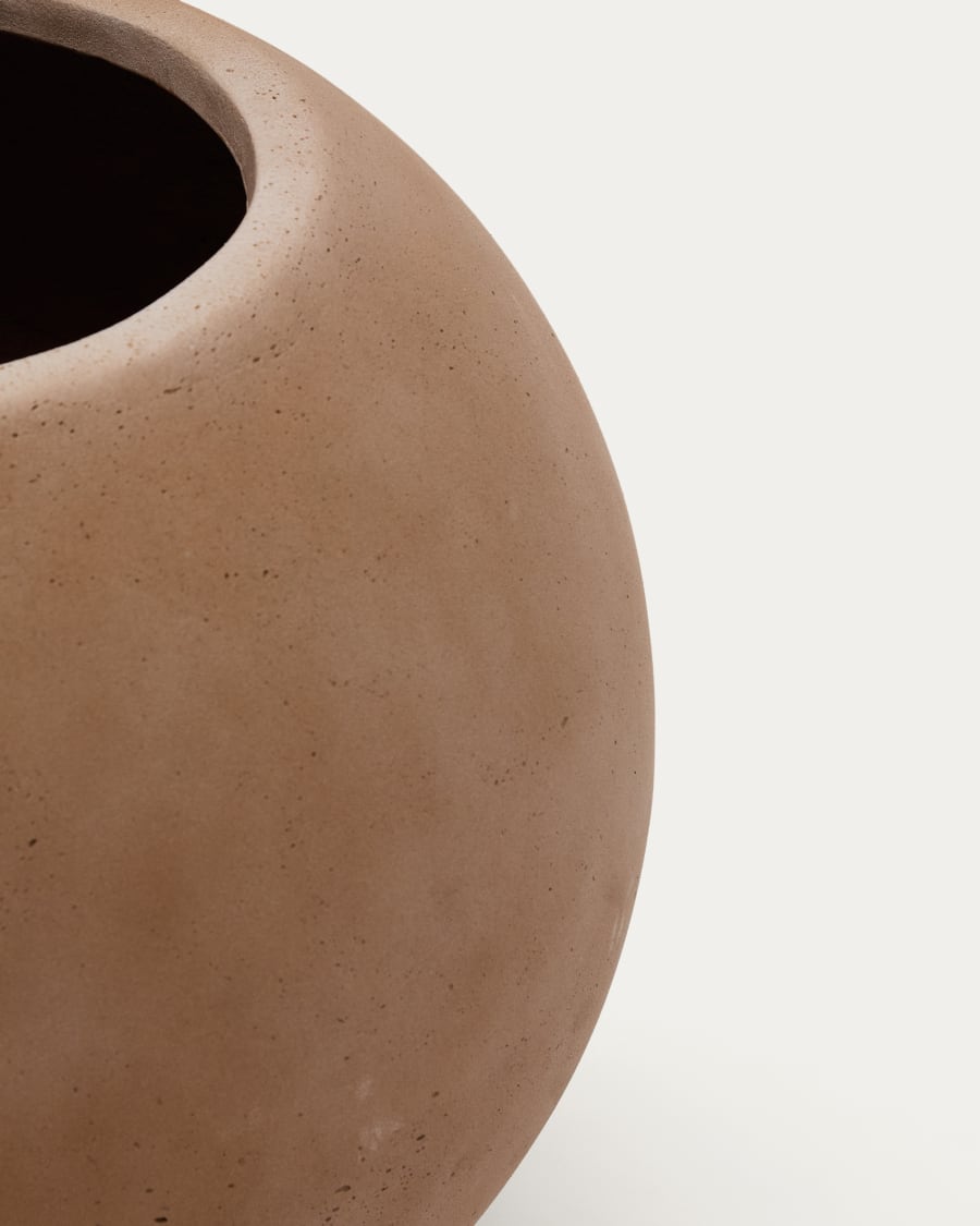 Solna terracotta-effect planter Ø66cm