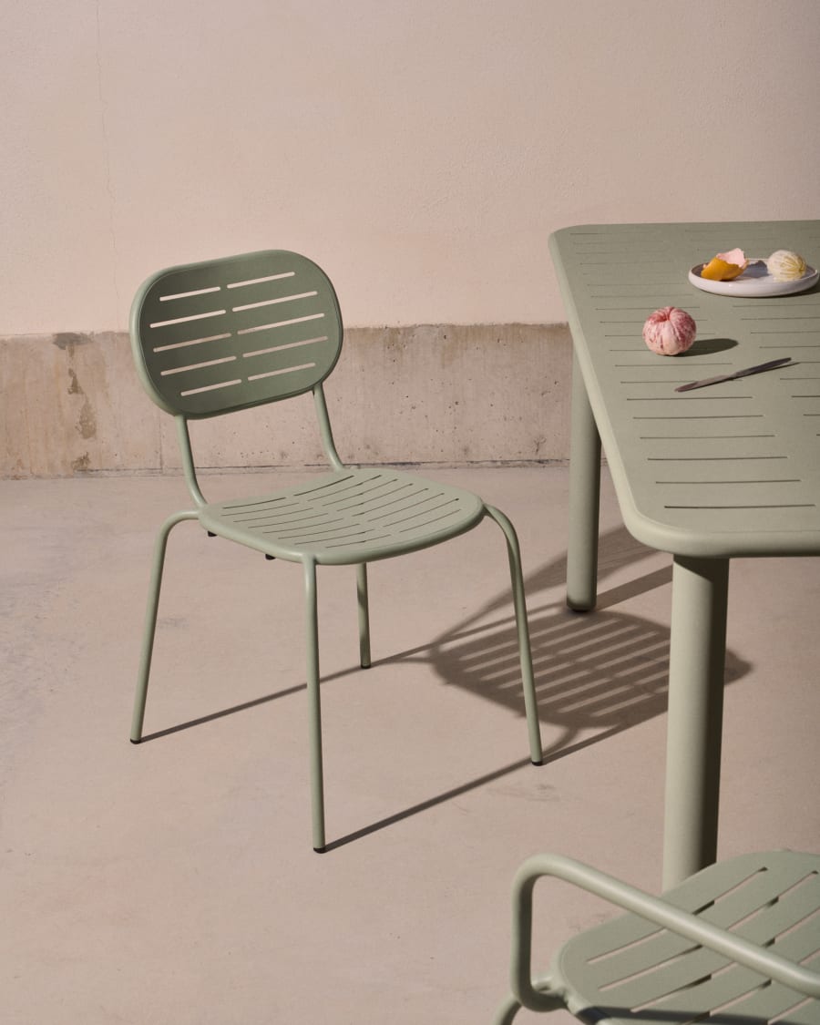 Chaise d’extérieur empilable Brai en acier galvanisé turquoise