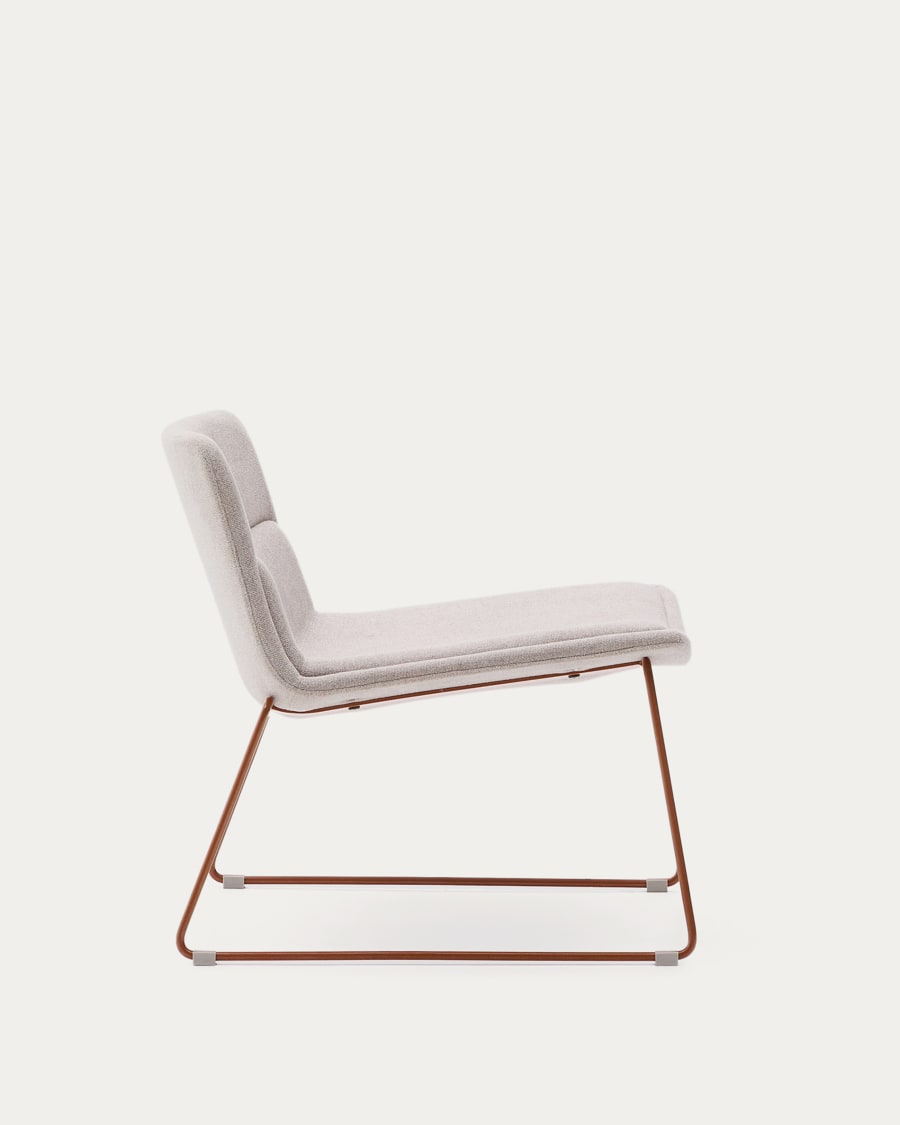 Zahara beige armchair with steel legs and FSC 100% terracotta finish