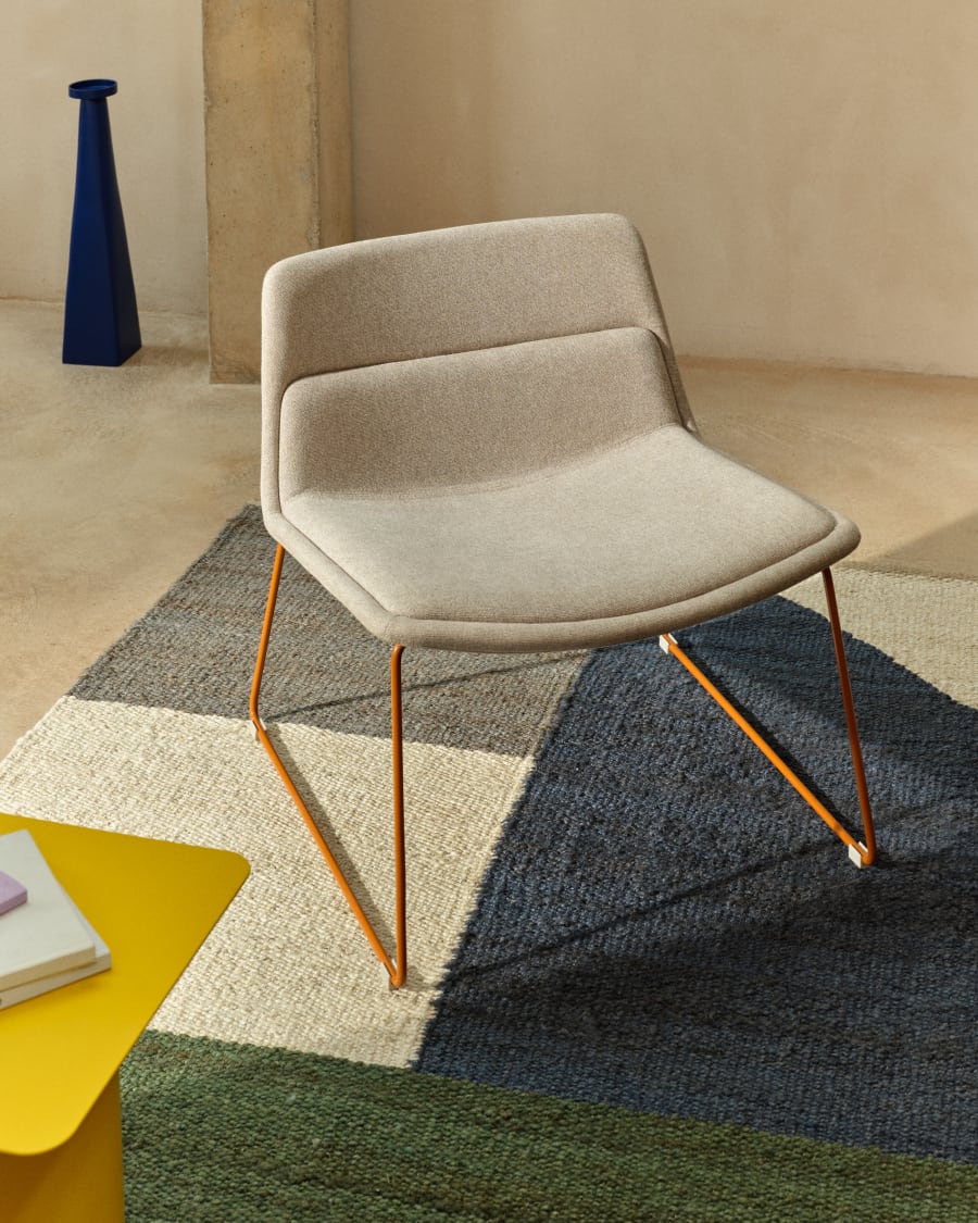 Zahara beige armchair with steel legs and FSC 100% terracotta finish