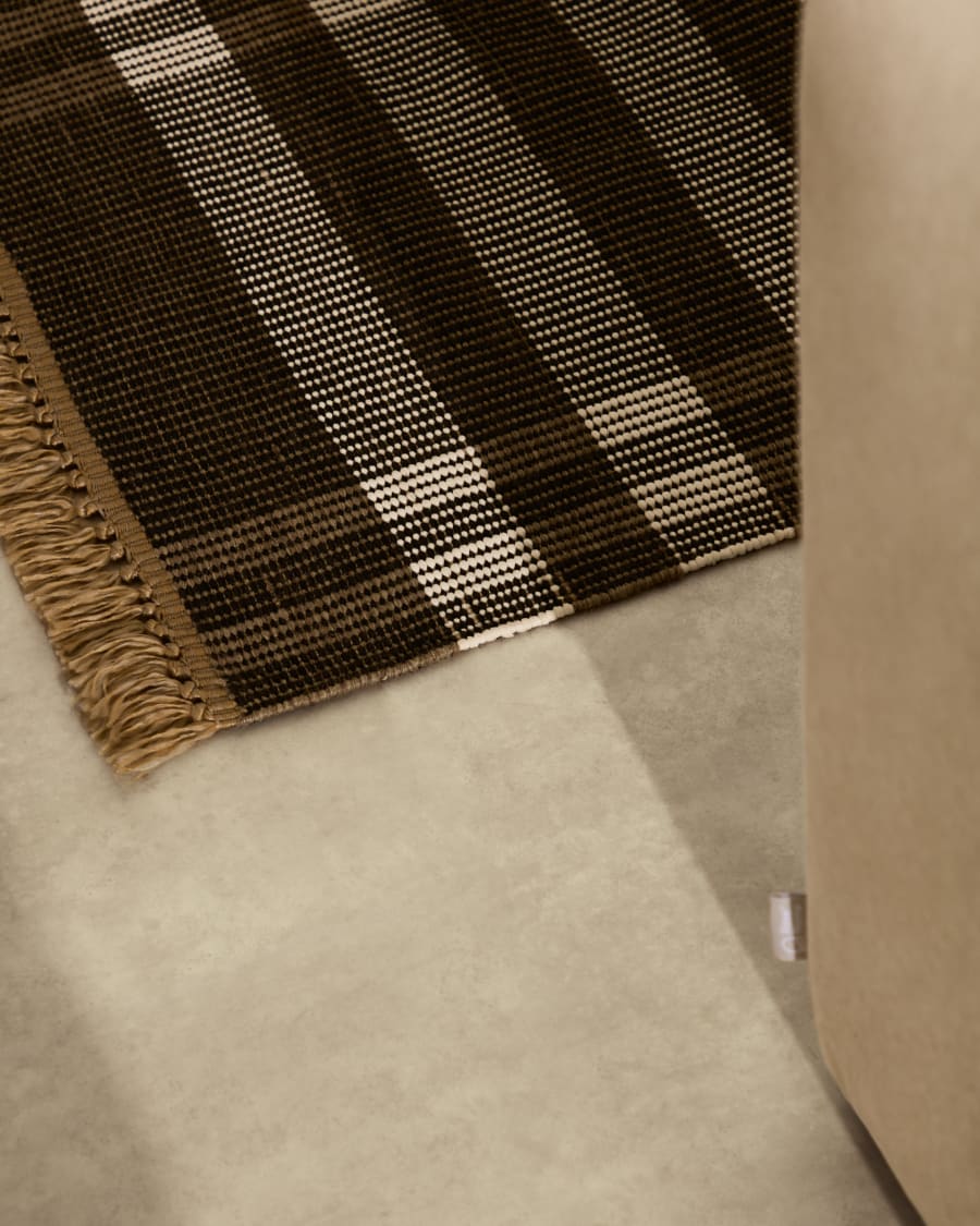 Rug Barani in synthetic fibers brown and black 60 x 90 cm