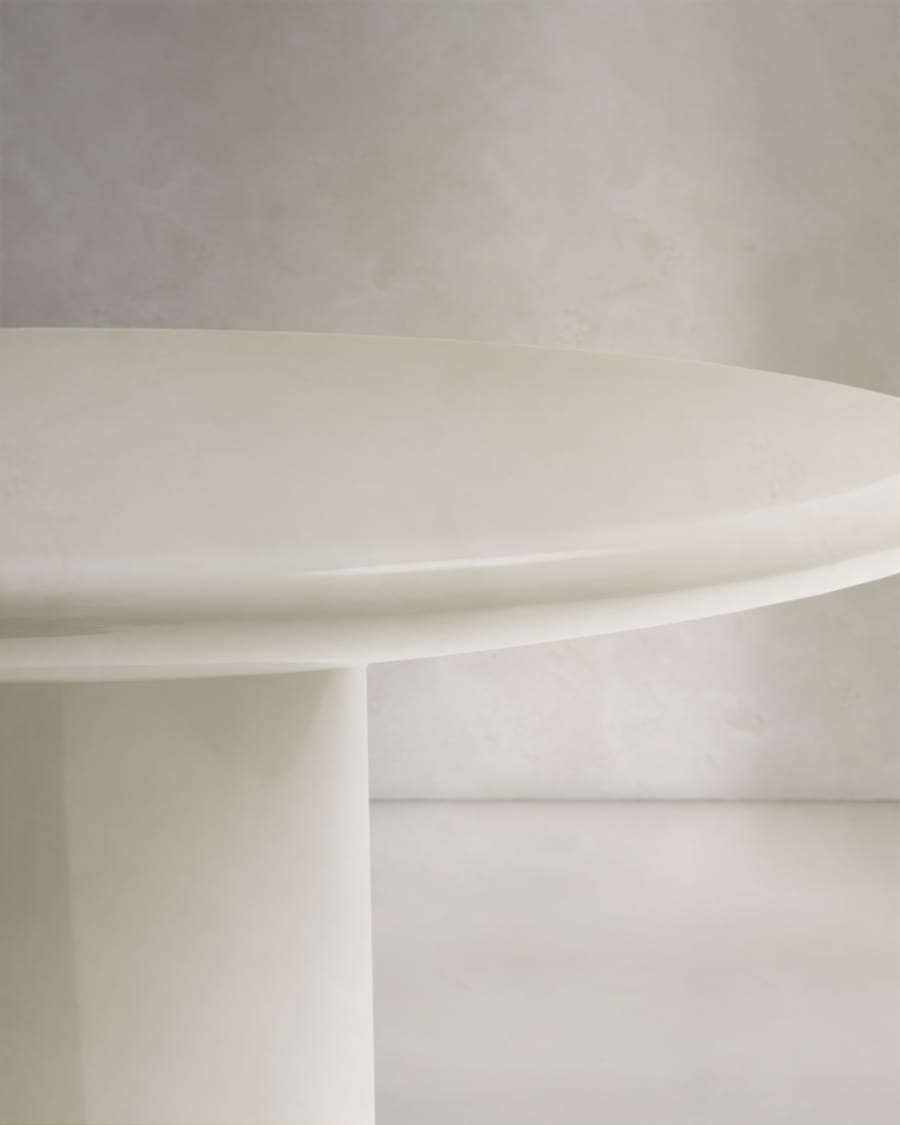 Albanella coffee table in cement with glossy white finish Ø65cm