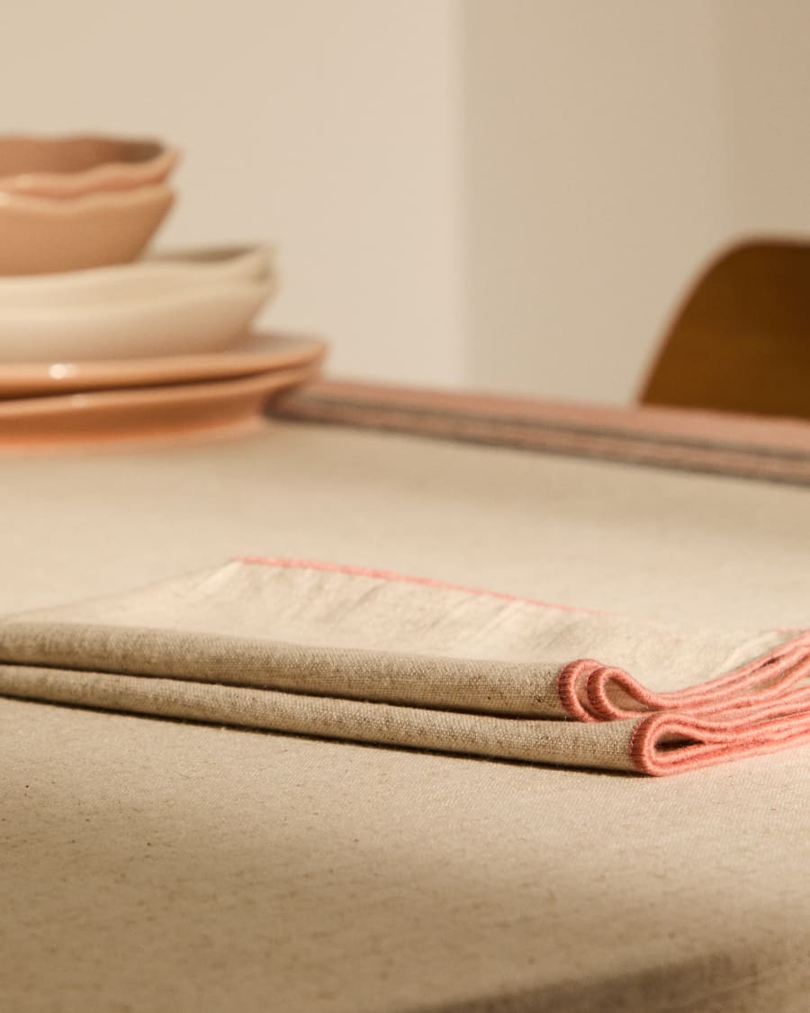 Veliat set of 2 beige linen and viscose napkins with contrasting pink trim 40 x 40cm