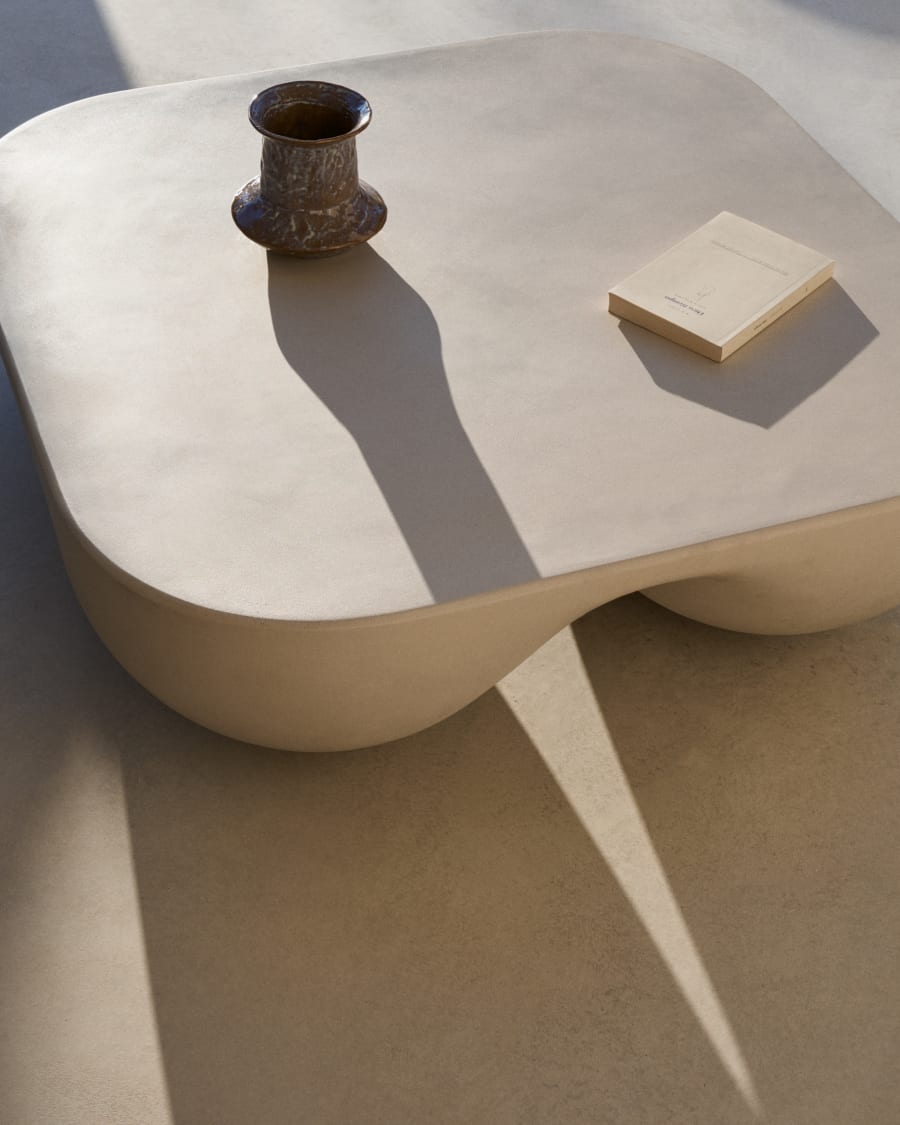 Colba polystone coffee table 100 x 100cm