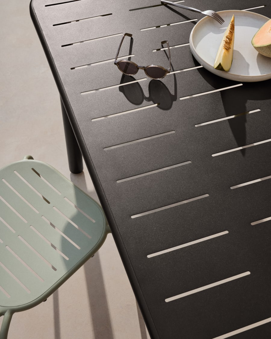 Brai outdoor table in dark grey galvanised steel 180 x 90cm