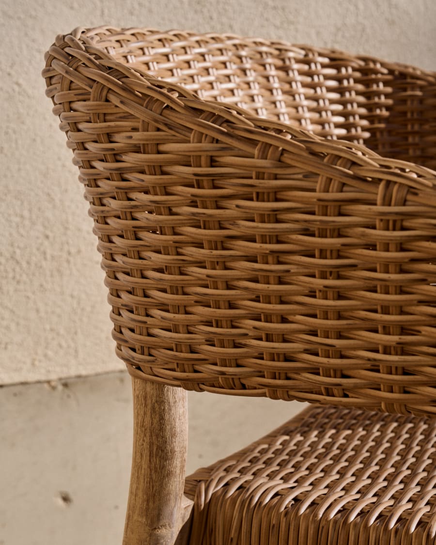 Pola 100% outdoor stackable chair in solid eucalyptus and faux-rattan with a natural finish, FSC