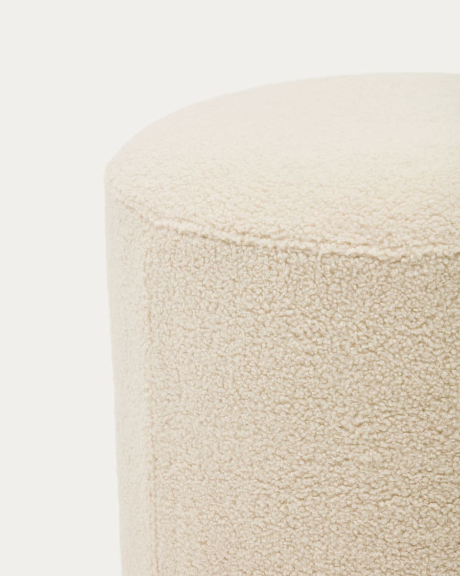Fußhocker Kaeli mit abnehmbarem Bezug in Bouclé Farbe Écru Ø 43 cm