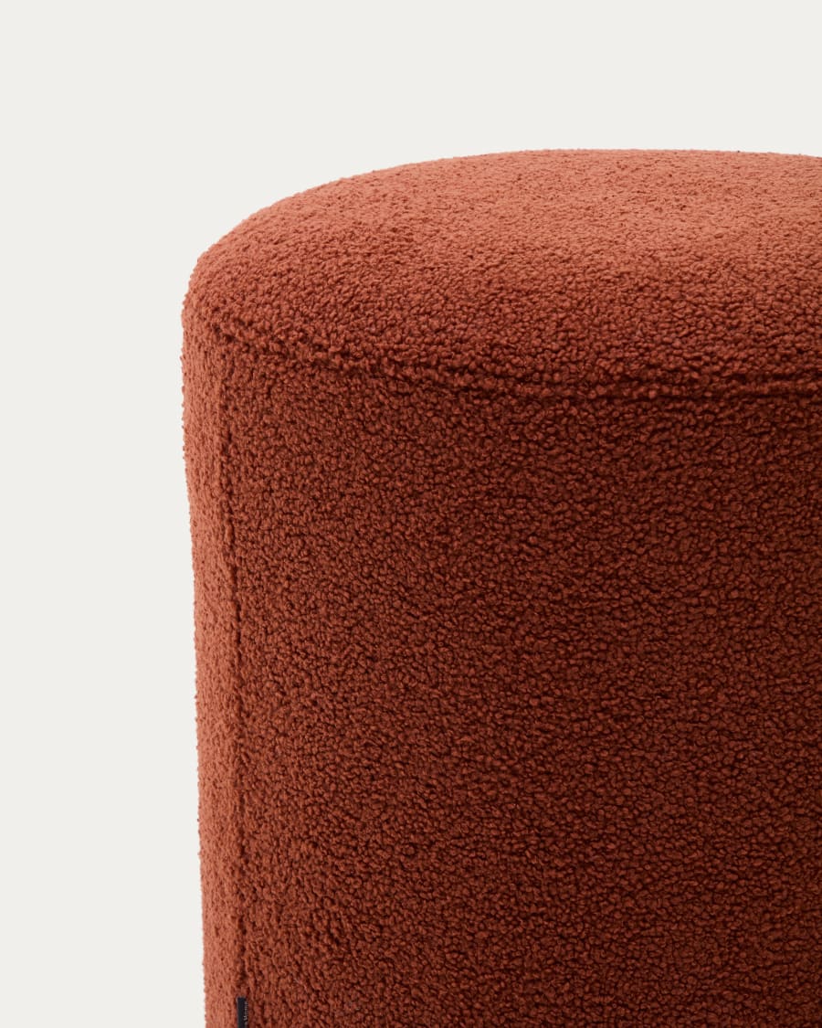 Fußhocker Kaeli mit abnehmbarem Bezug in terrakottafarbenem Bouclé Ø 43 cm