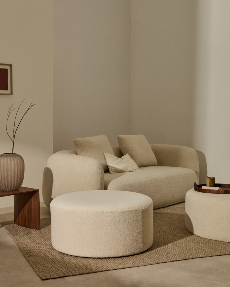 Fußhocker Kaeli mit abnehmbarem Bezug in Bouclé Farbe Écru Ø 90 cm