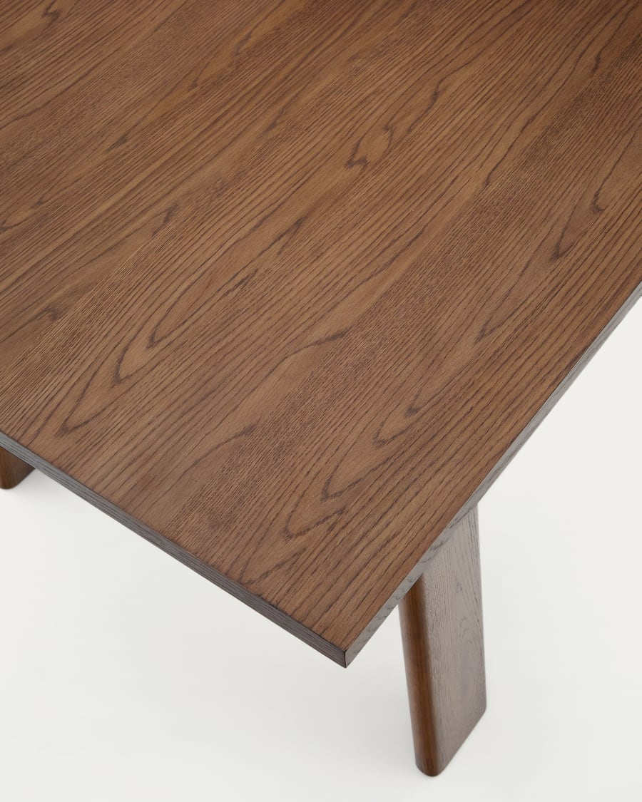 Arlen extendable table in solid oak wood and veneer with a walnut finish 200(250) 95 cm FSC Mix Credit