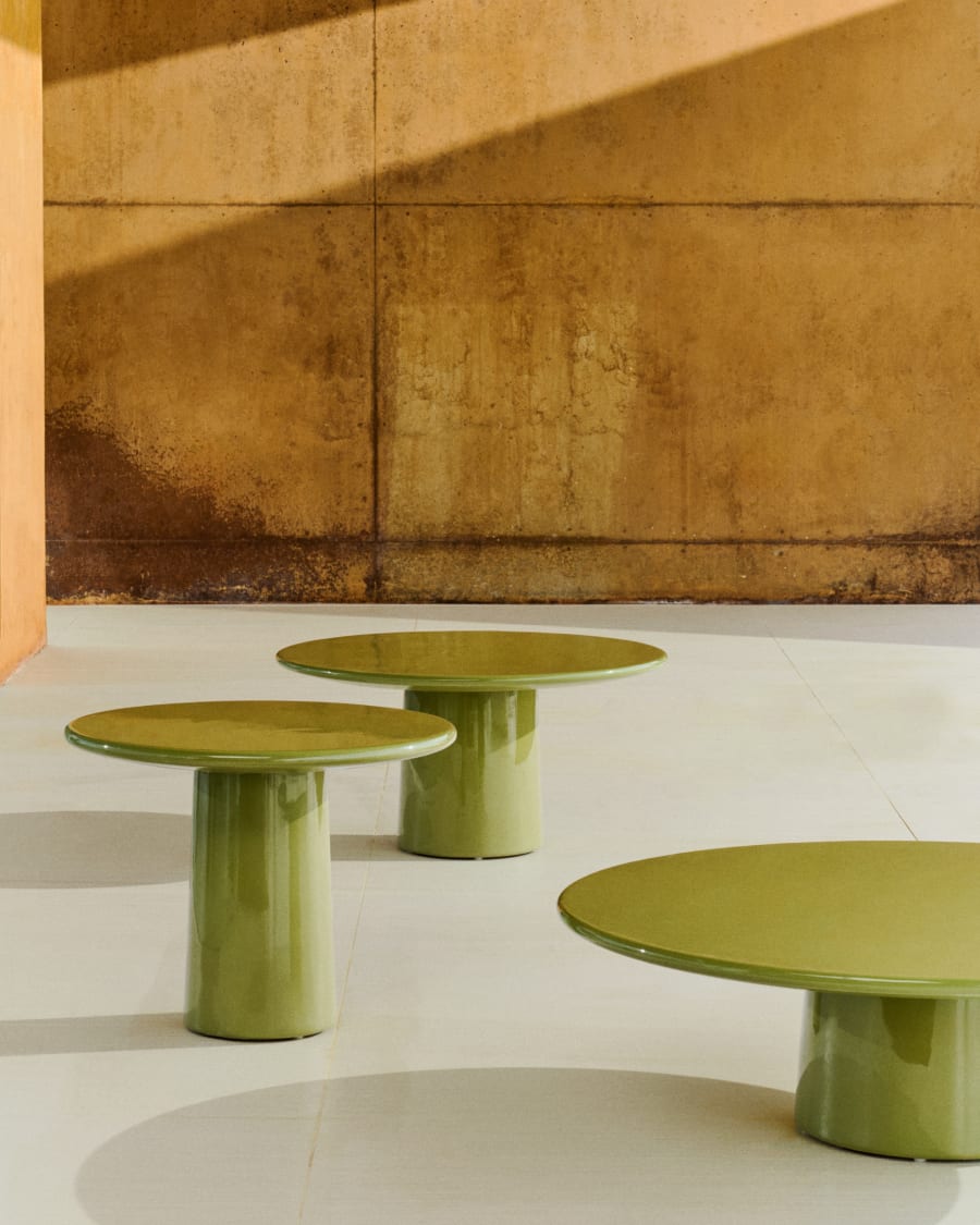 Albanella coffee table in cement with glossy green finish Ø85cm