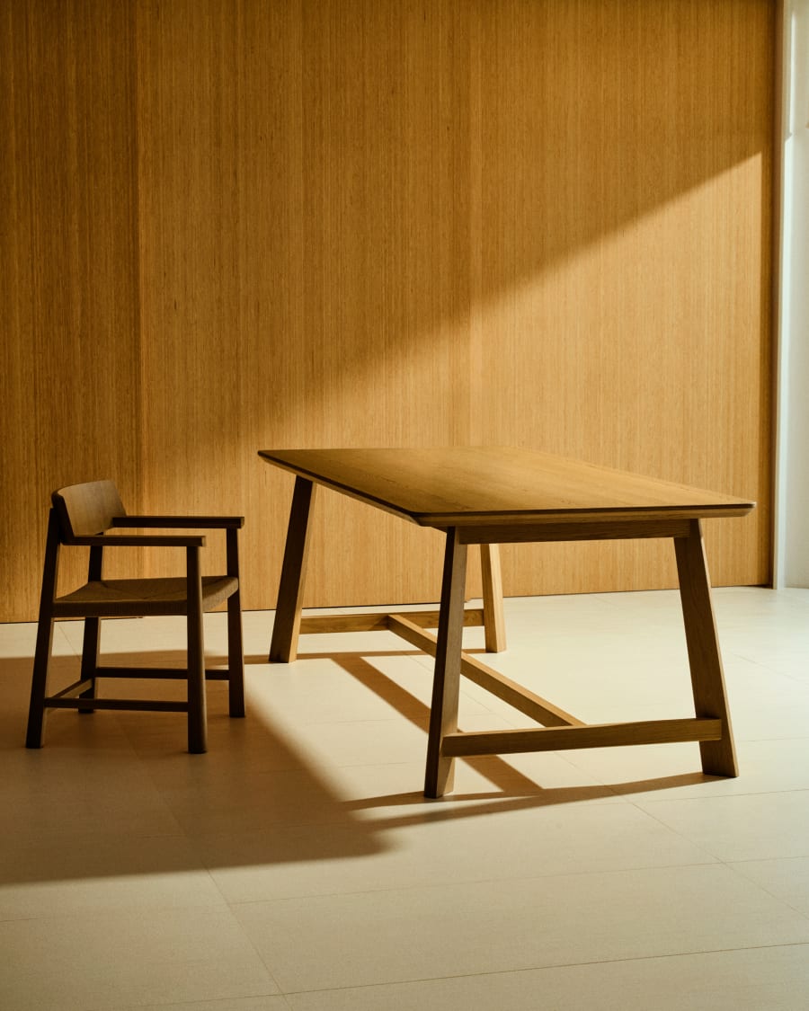 Idun table made of veneer and solid oak wood with natural tone finish FSC Mix Credit 220x100cm