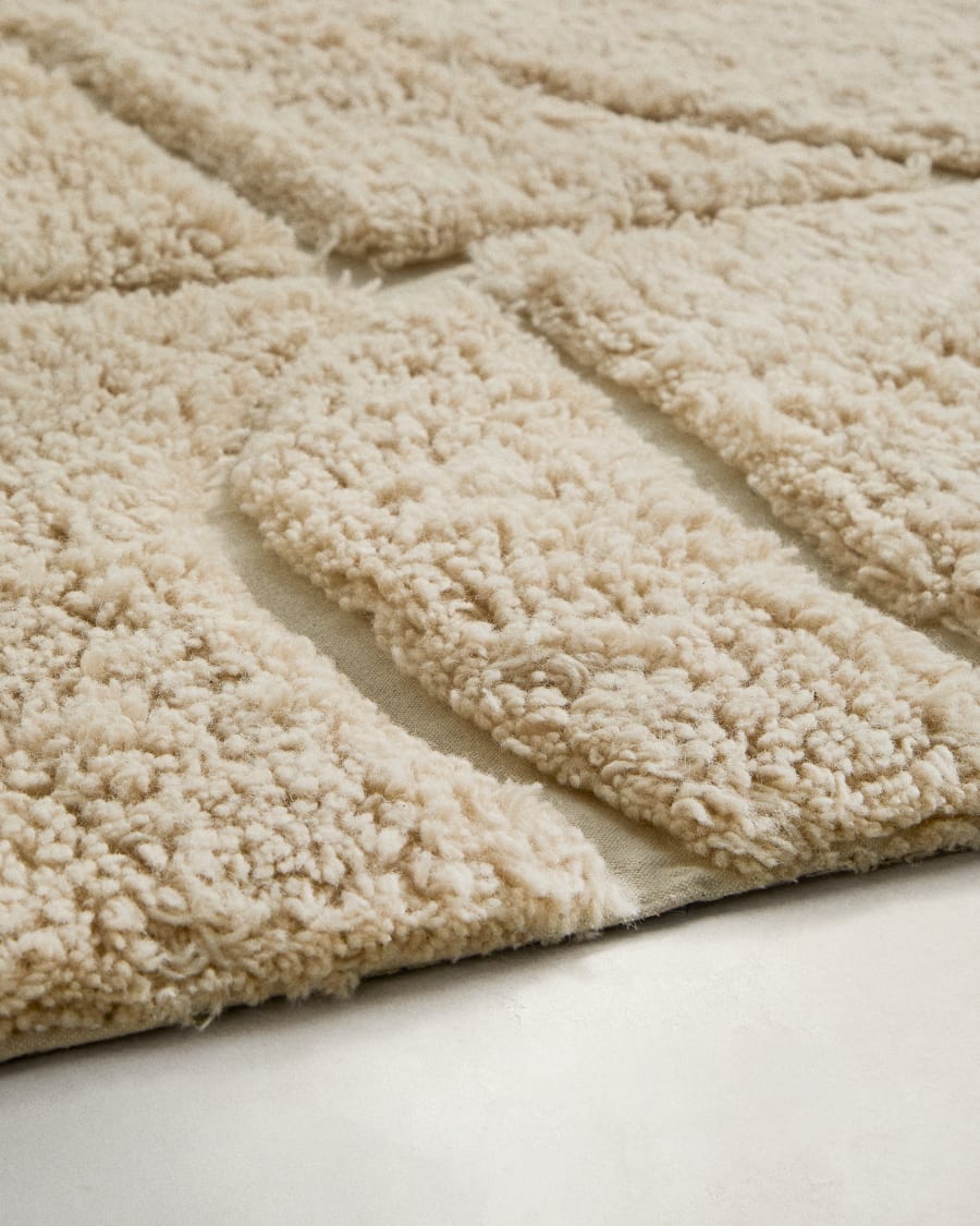 Nak ecru wool jacquard rug, 200 x 300 cm