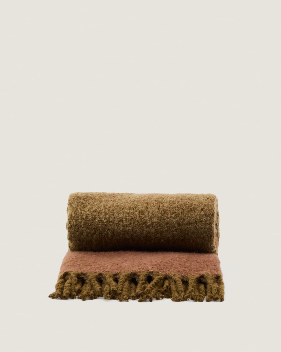 Coperta Elvori verde con frange 170 x 130 cm