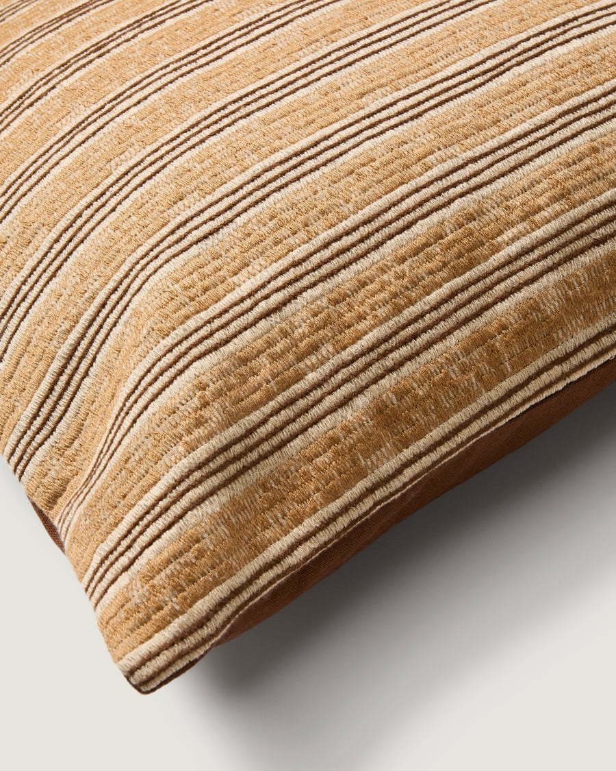Kissenbezug Tavina aus 100 % Baumwolle in Braun mit Stickerei, 50 x 50 cm