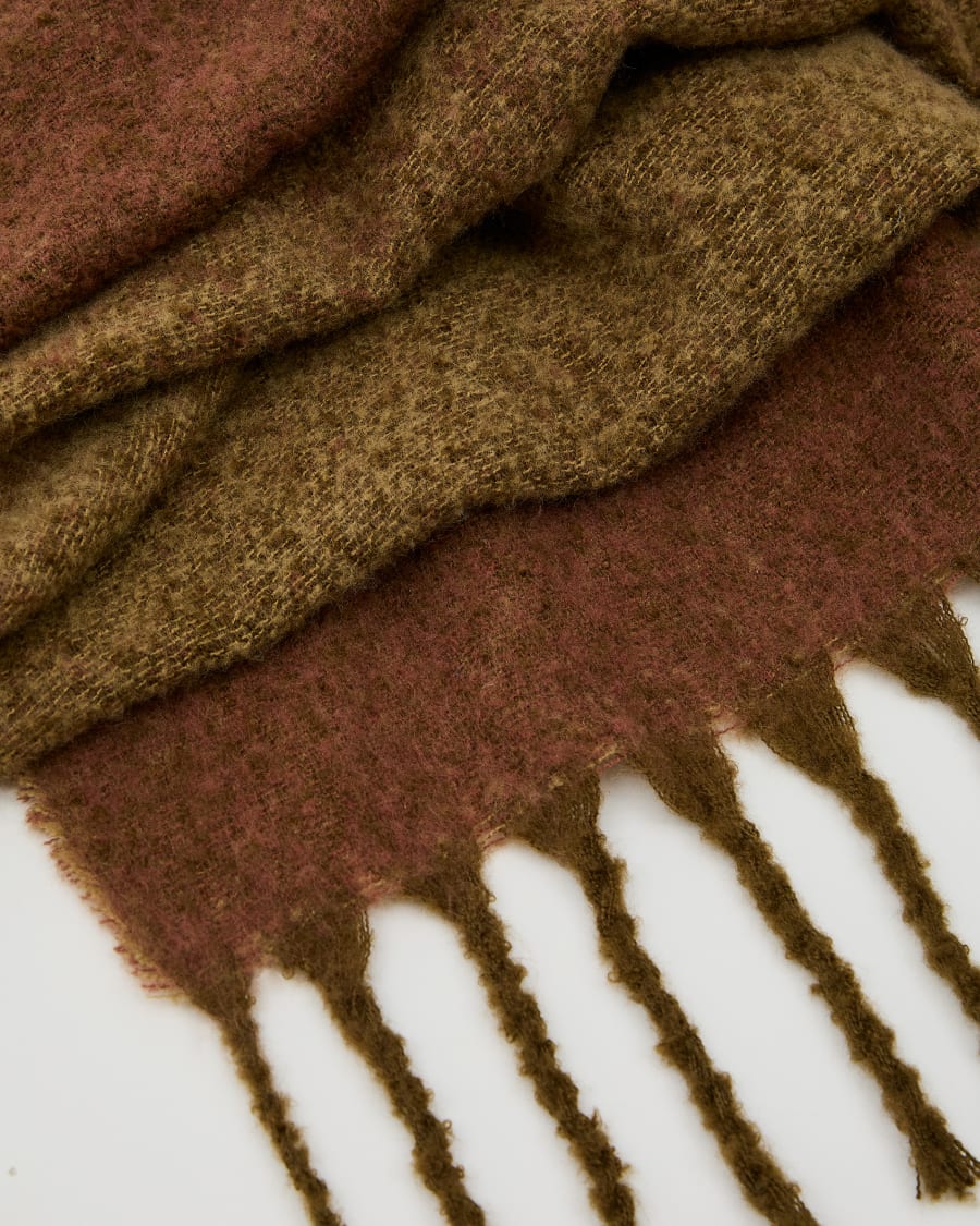 Coperta Elvori verde con frange 170 x 130 cm