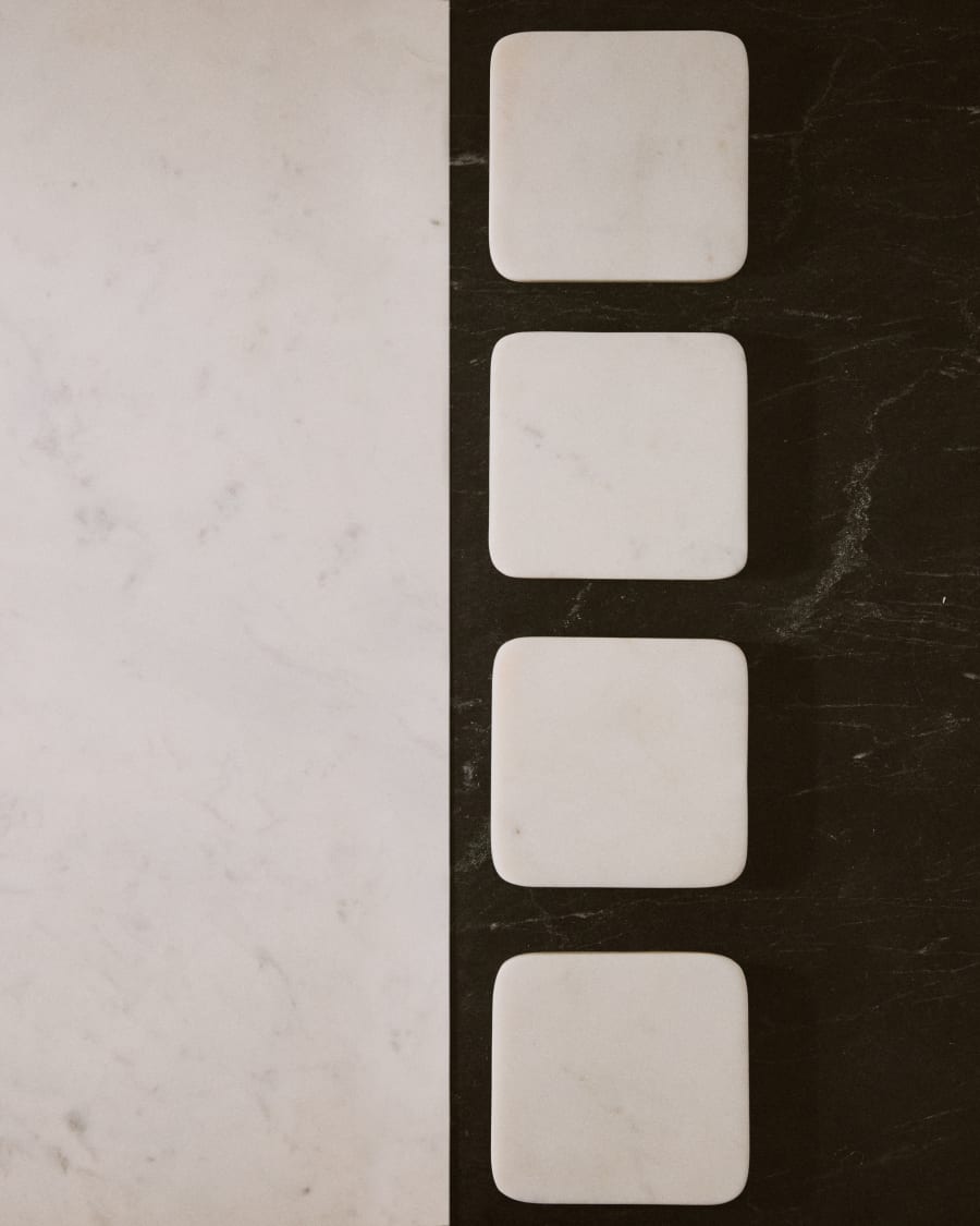 Ensemble de 4 sous-verres Nuvir en marbre blanc