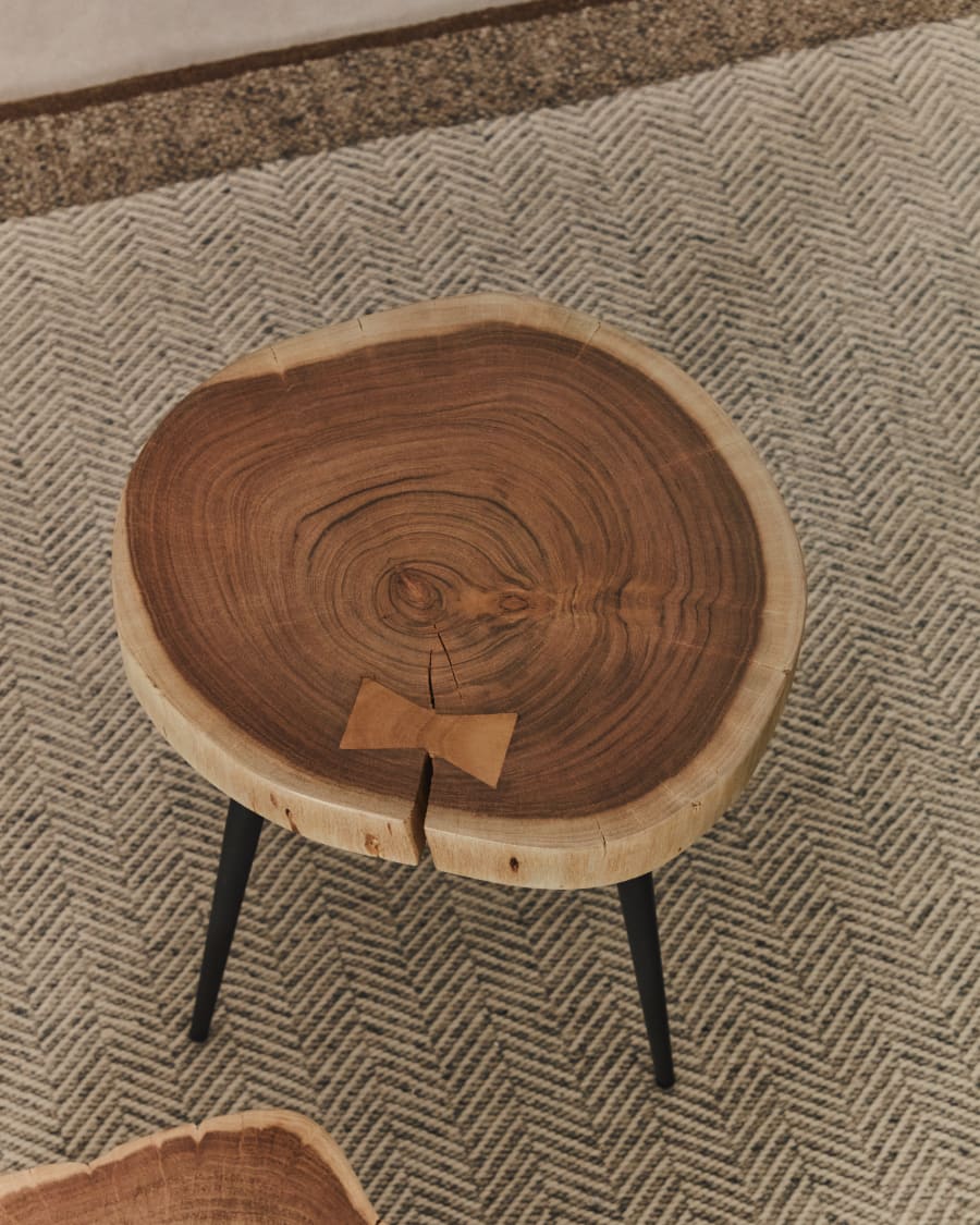 Tanive side table in solid acacia wood with bleached finish and black steel legs Ø35cm